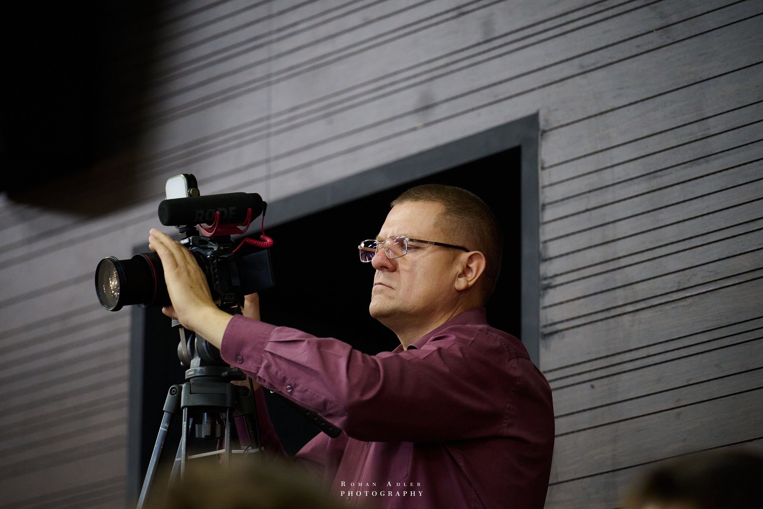 ДК «Победа» выставка фотопроекта «Территории». Фотограф Роман Адлер