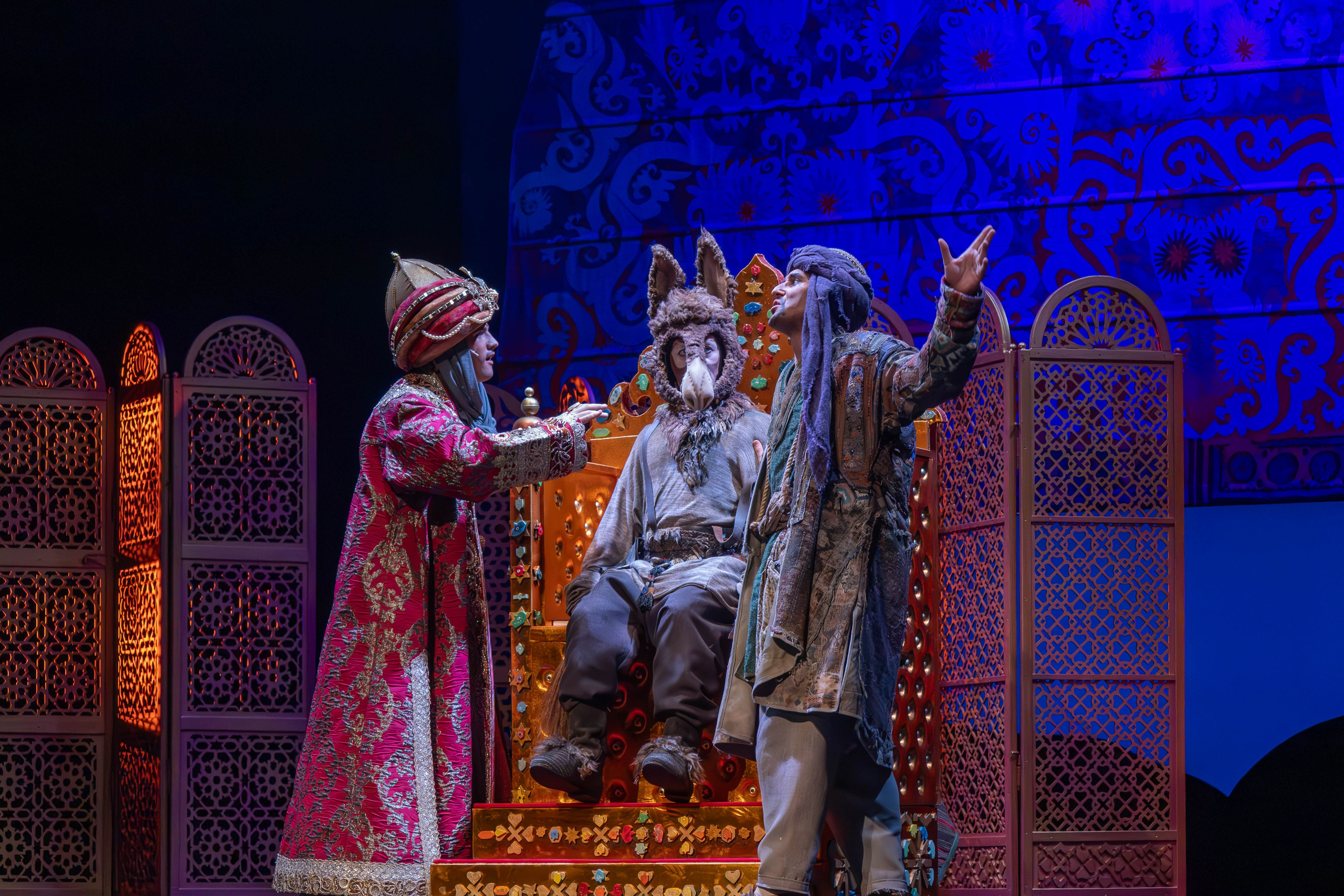 Спектакль «Далеко-далеко на Востоке» в театре Терезы Дуровой