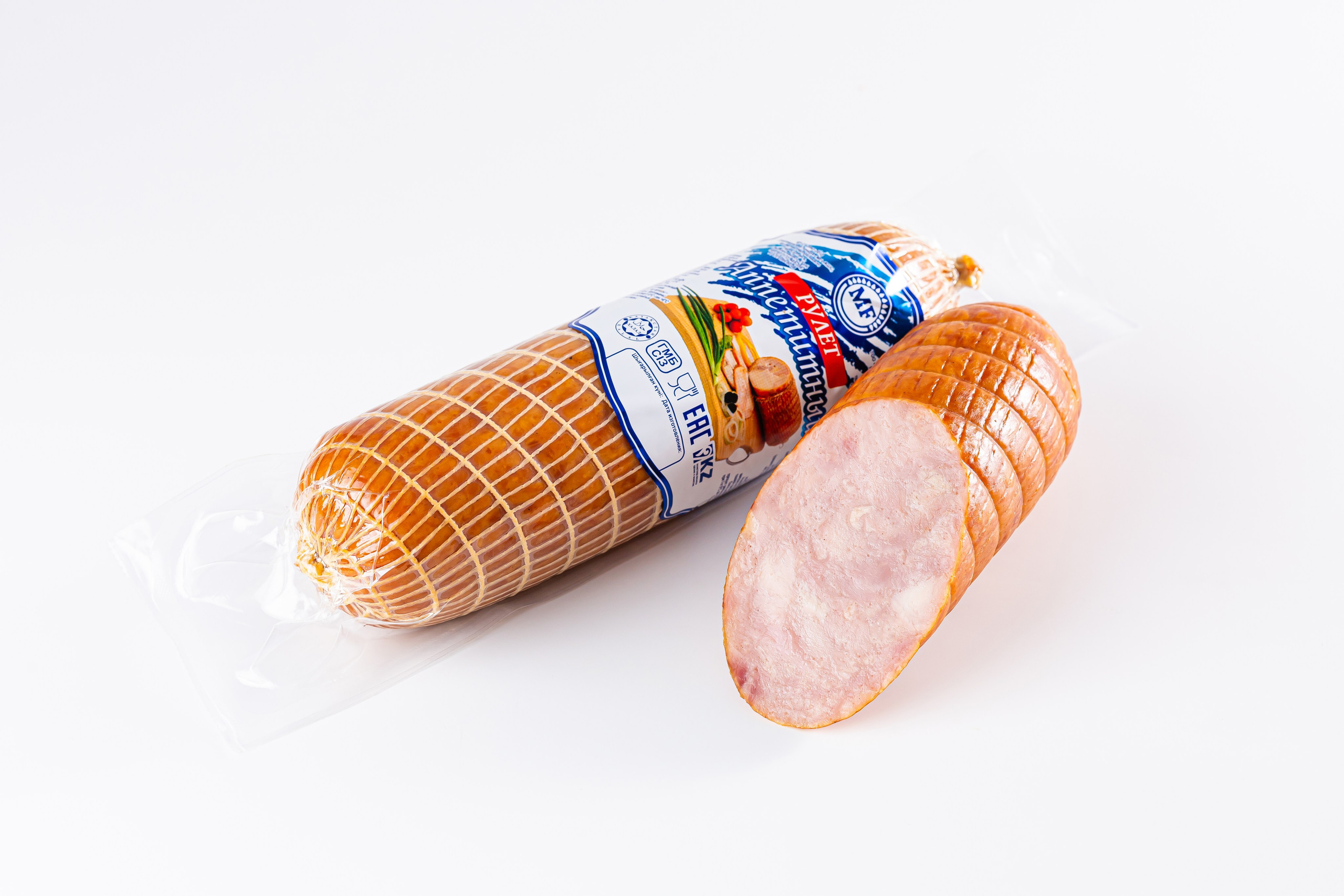 Фото на белом фоне для каталога бренда Максимовский продукт. Рекламный фуд фотограф и видеограф в Астане Алина Лысенко