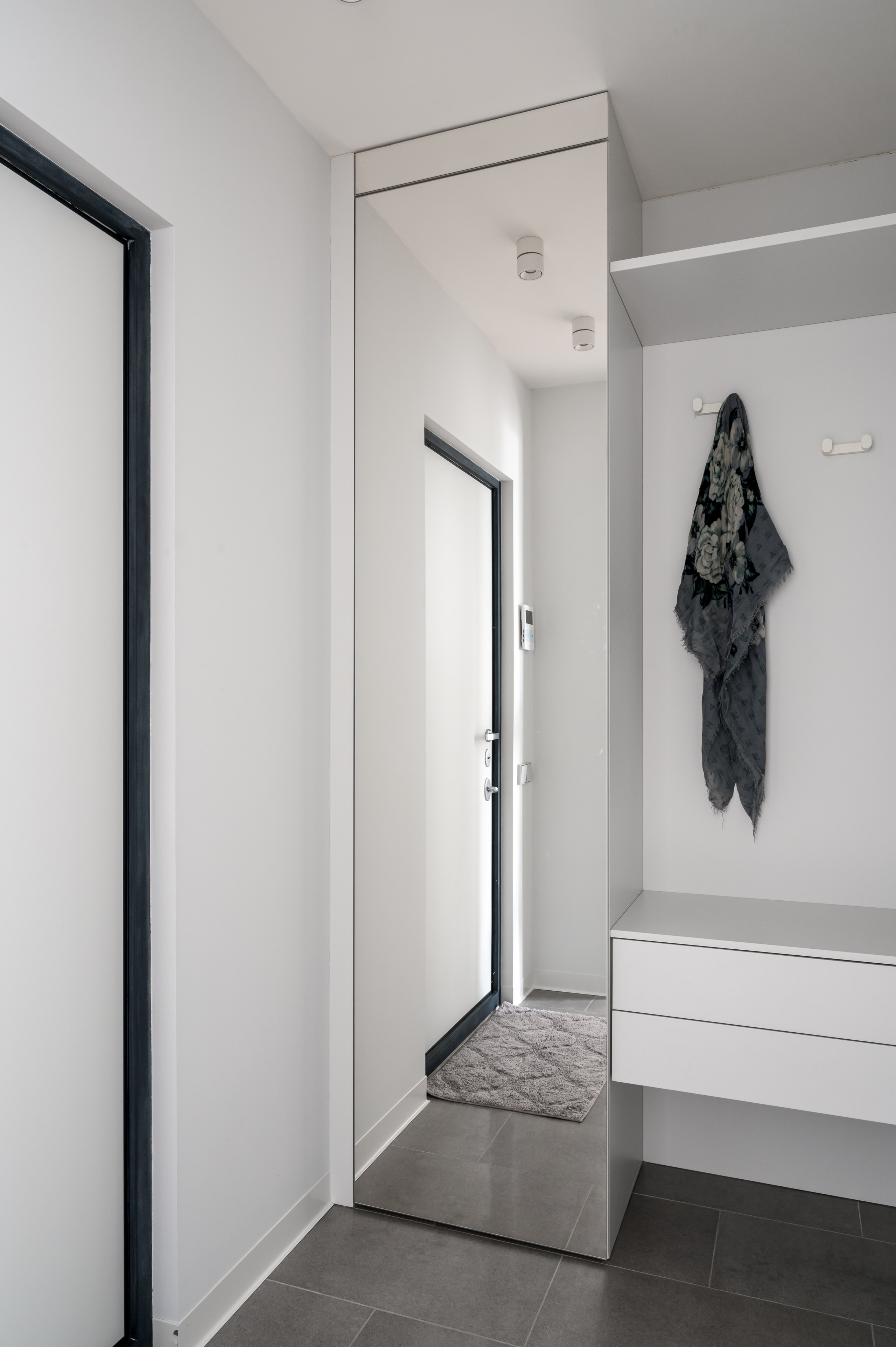 Белая квартира для студентки медвуза. Интерьерный Фотограф Москва Криста FLY Труфанова