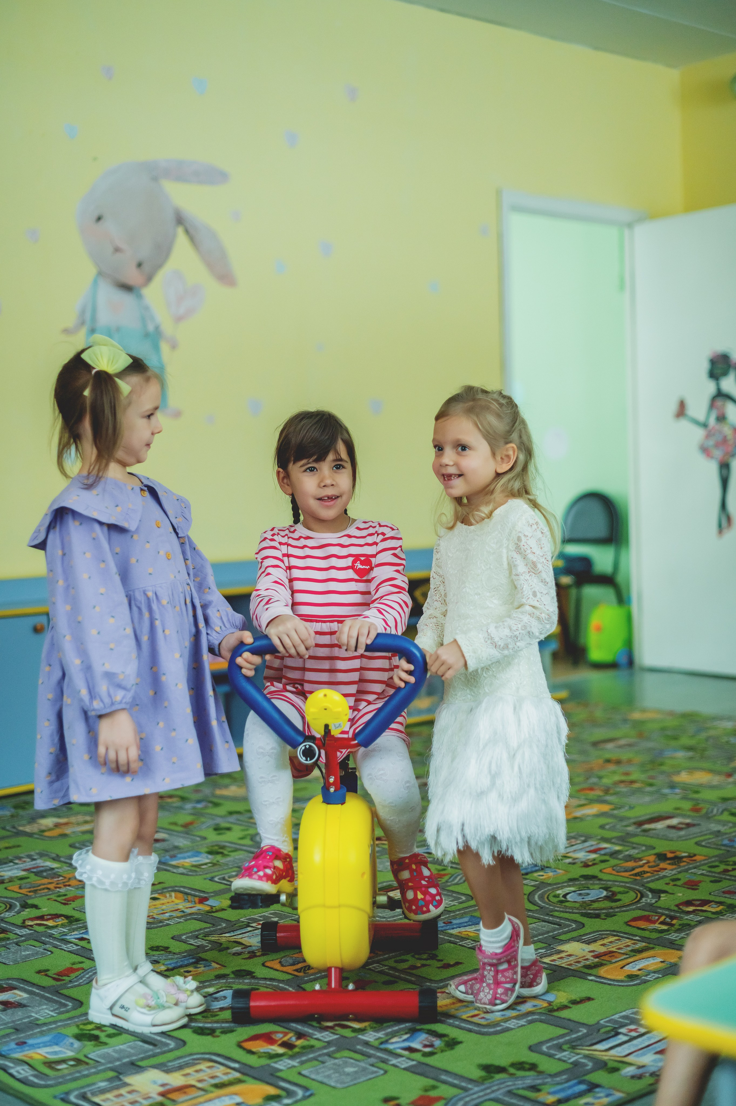 Один день из жизни детского сада. Детский и семейный фотограф г. Москва Оксана Катаджи