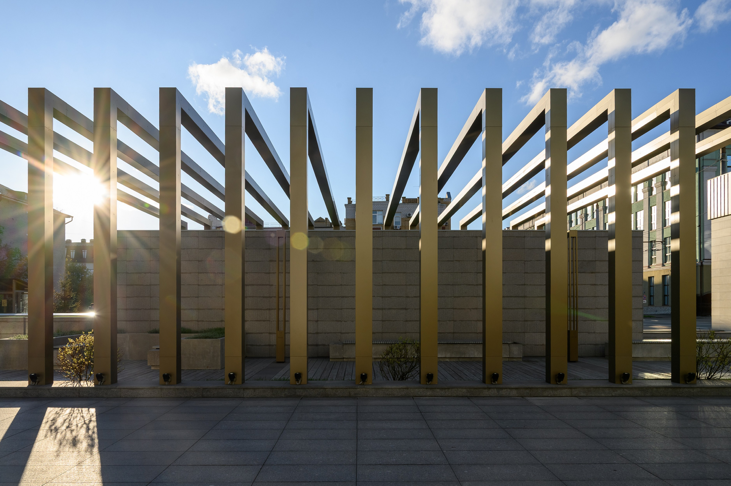 Визуальный акцент на архитектурные детали БЦ URBAN