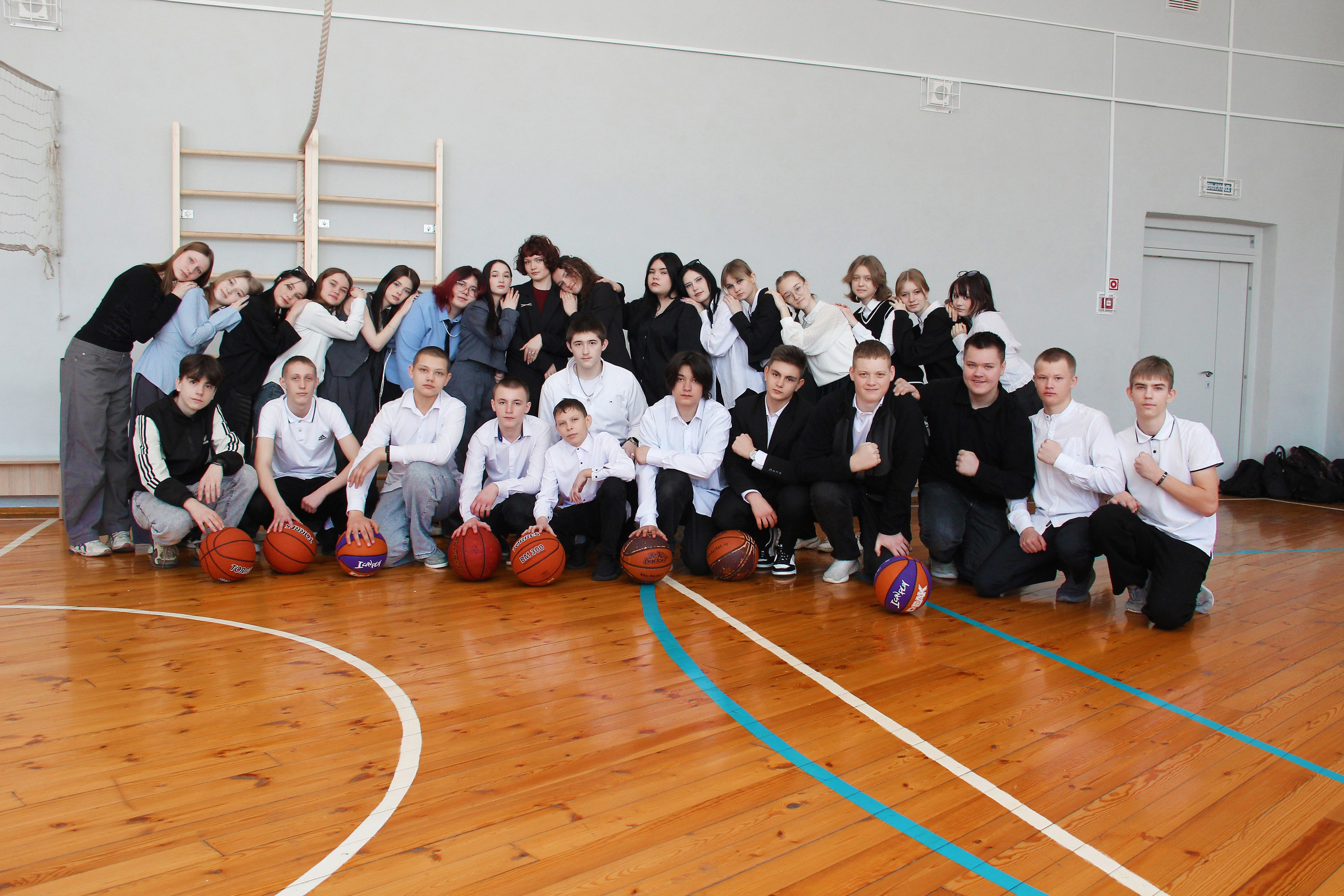 Выпускные альбомы для школ и Детских садов в Барнауле /Выпускные/Свадебные/Детские/Семейные и др. виды съёмок /Фотограф Вера Валейко