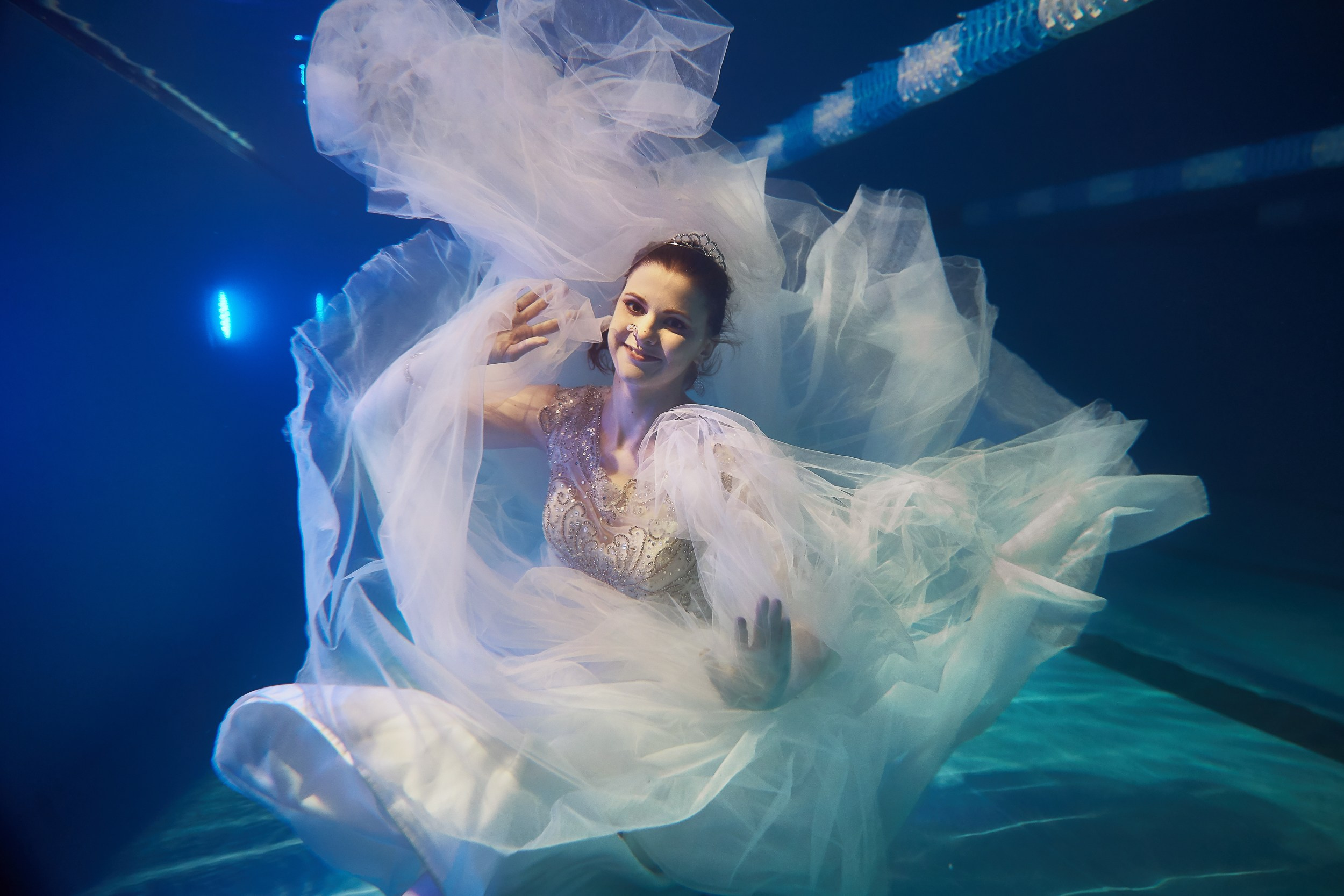 Подводная фотосессия в бассейне г. Ярославль. Фотограф Михаил Семенов