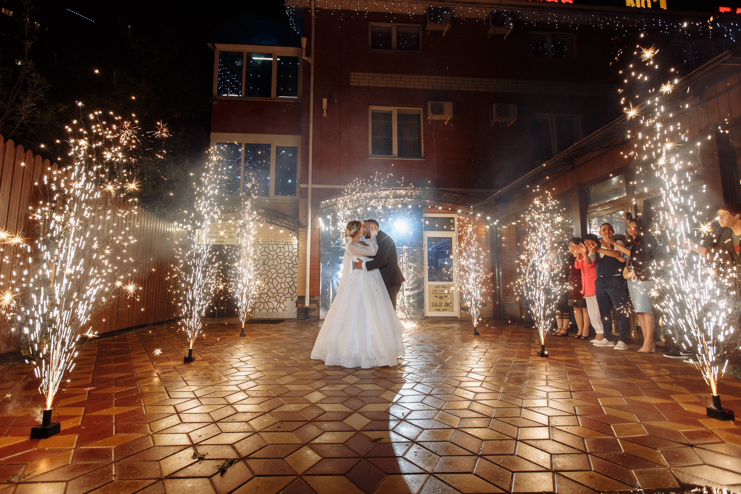 Анонс свадьбы Иван и Кристина. Свадебный фотограф в Воронеже Денис Коровин