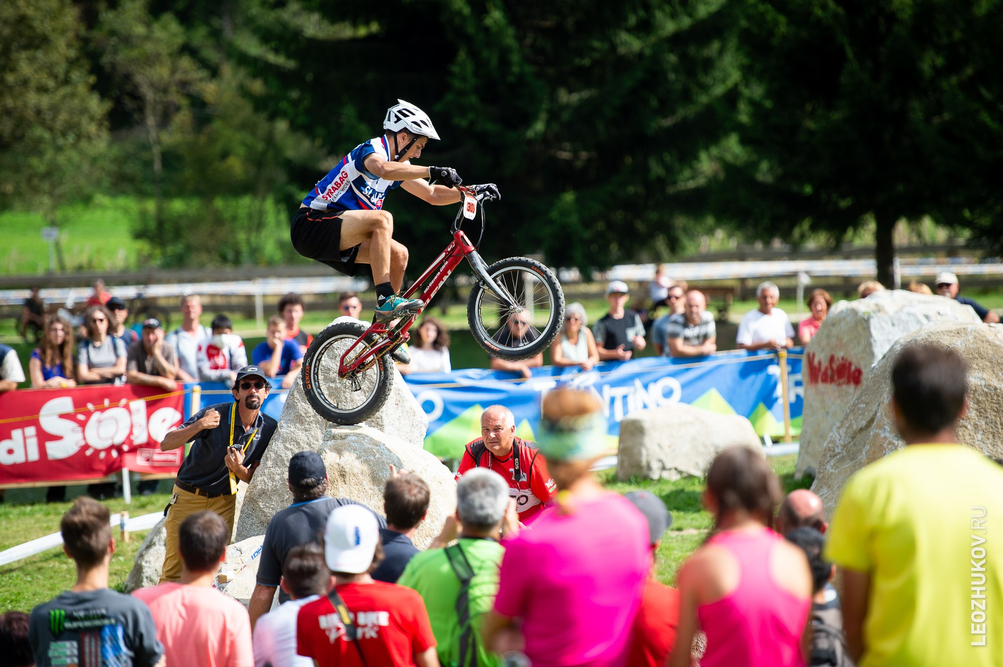 UCI Trials World Championships 2016 — finals. Sports photographer Leonid Zhukov