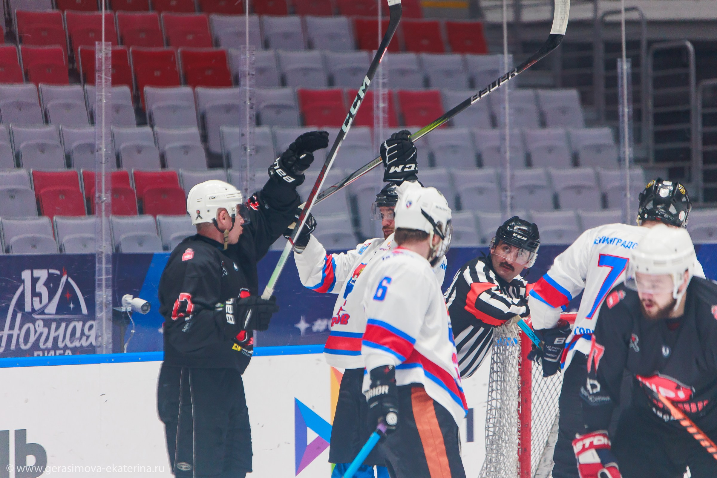 13 Ночная Лига 2024 — фестиваль хоккея. Фотограф Лодейное Поле Екатерина Герасимова в Санкт-Петербурге и Лен. области