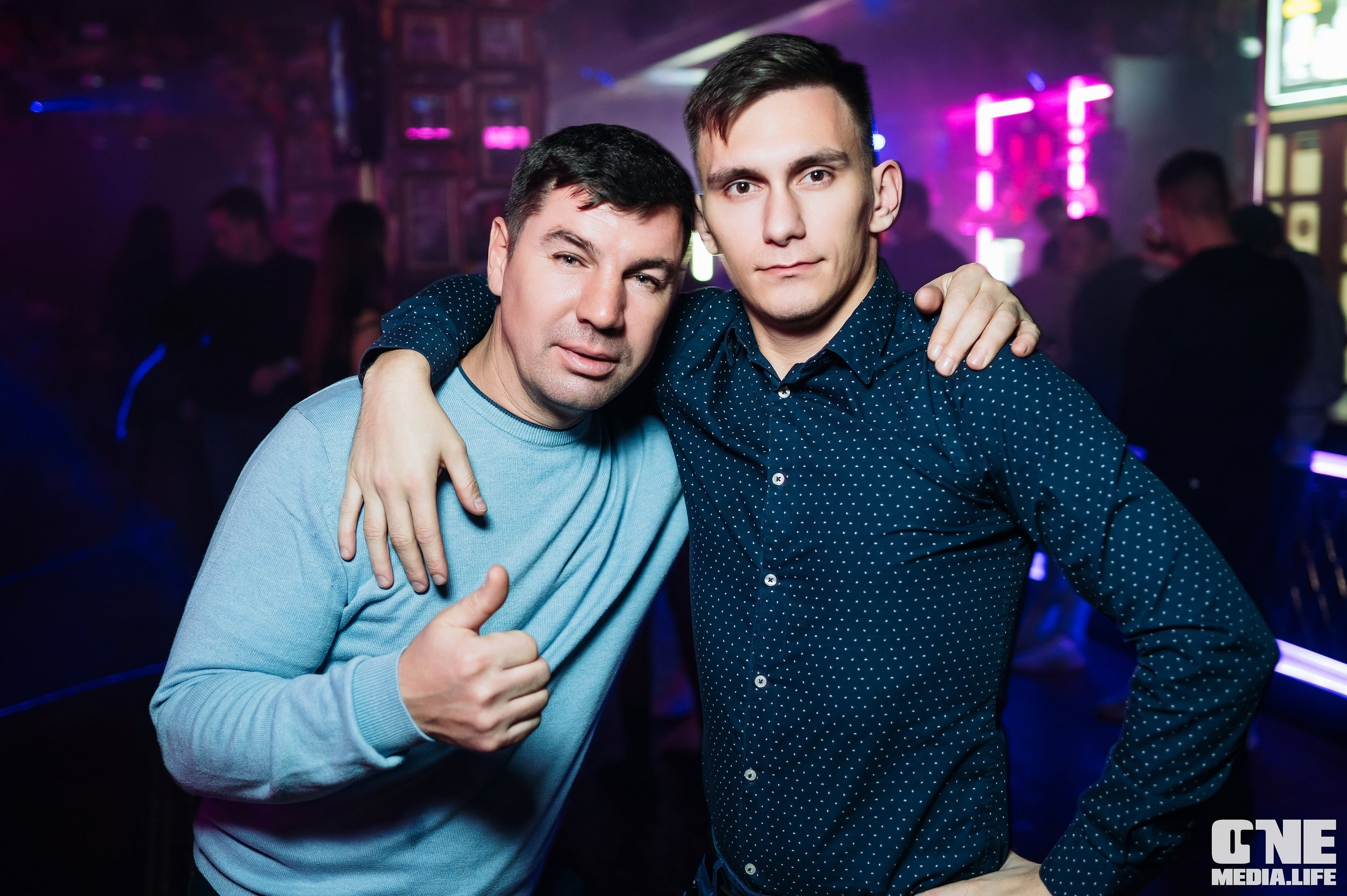 Фоторепортаж из бара XxxX. One Media Life: фоторепортажи, фотоотчеты с мероприятий и заведений