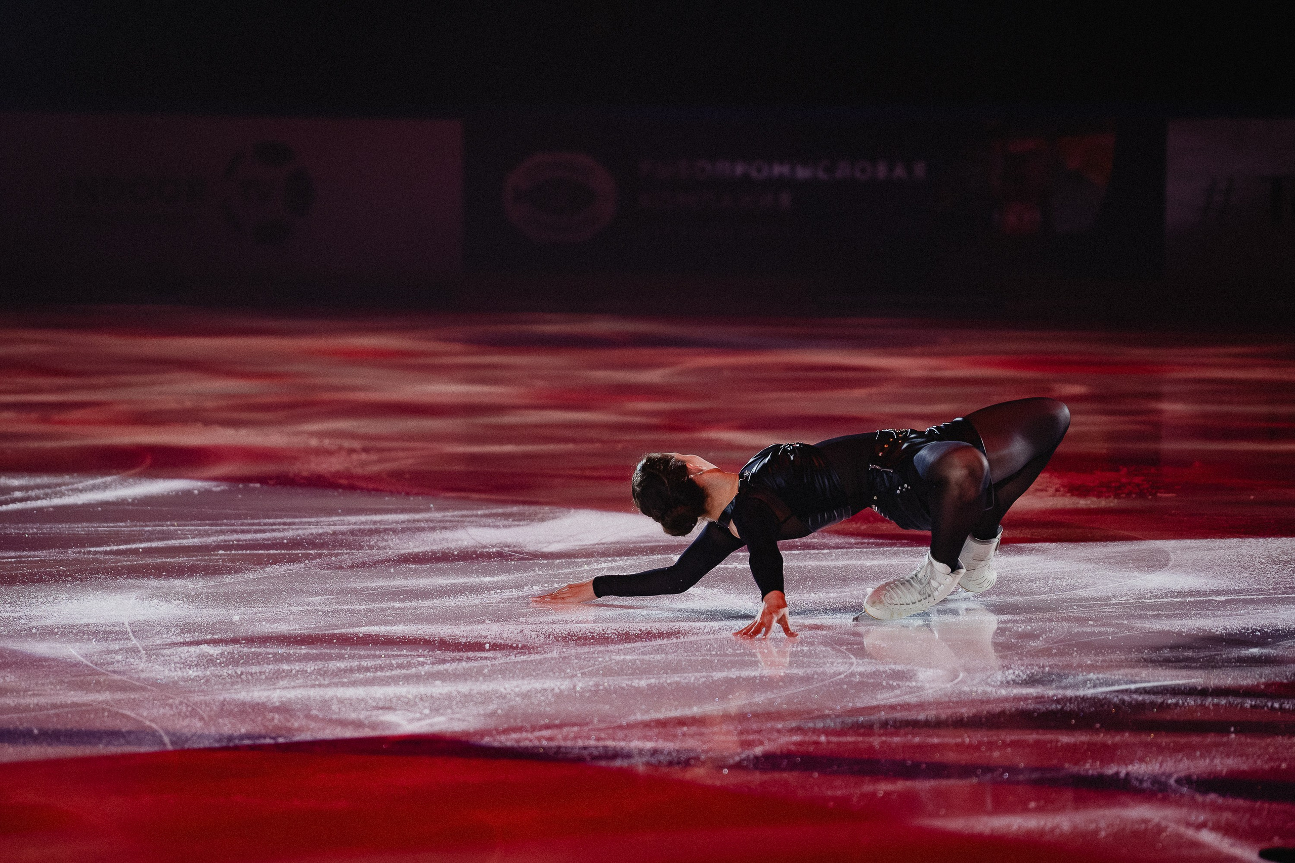 Шоу Этери Тутберидзе в Новосибирске. Воробьева Ксения — Спортивный и танцевальный фотограф Новосибирск