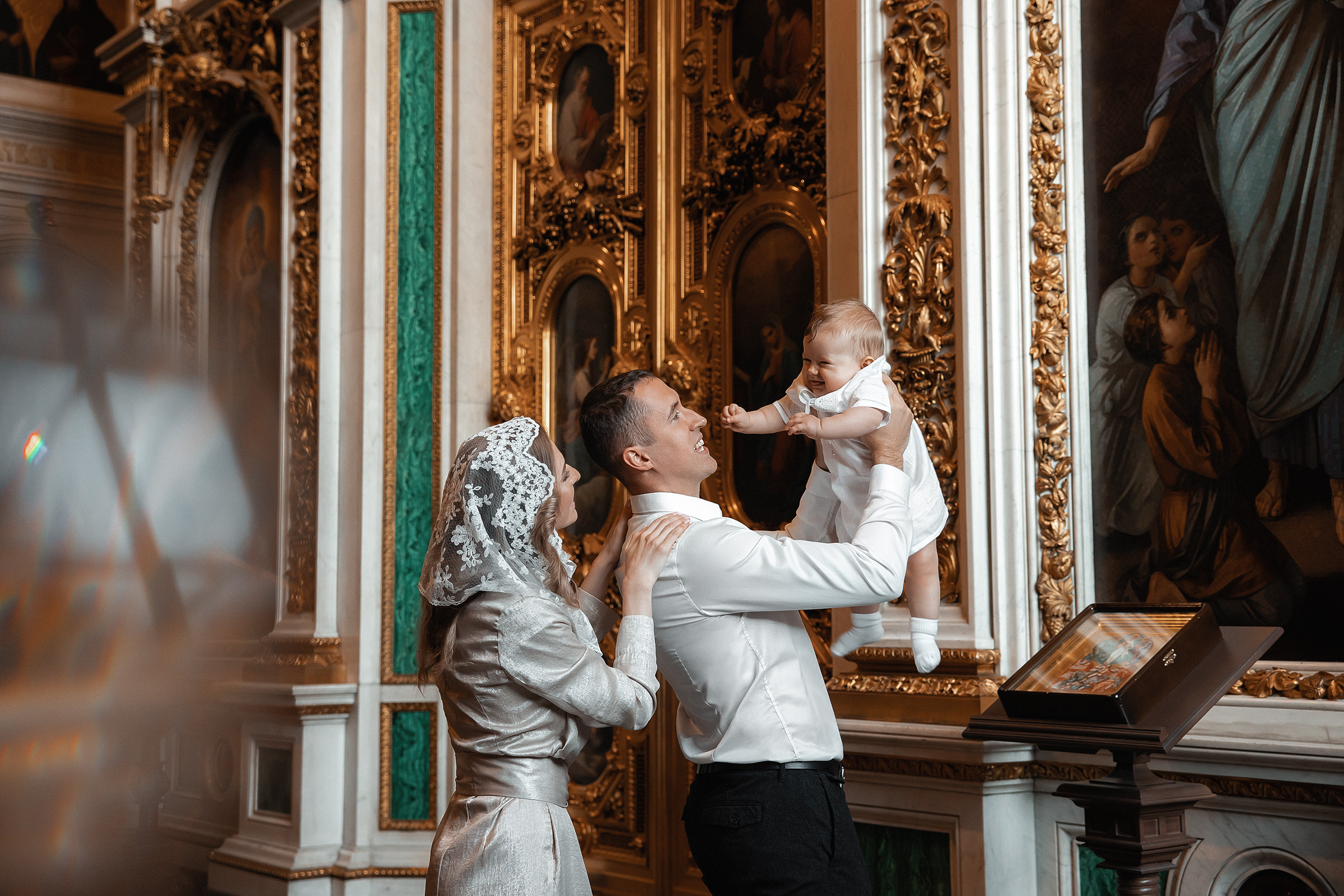 Фотосъемка крещения в Санкт-Петербурге. Семейный фотограф в Санкт-Петербурге Анна Аверина