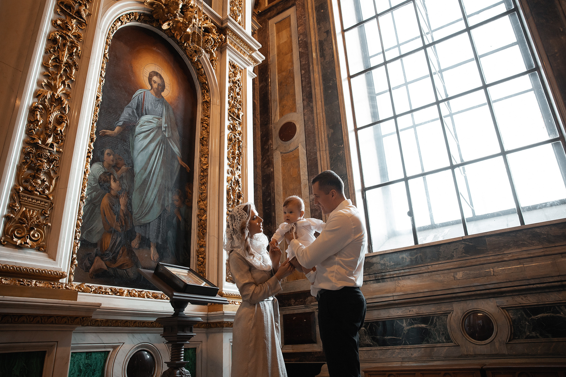 Фотосъемка крещения в Санкт-Петербурге. Семейный фотограф в Санкт-Петербурге Анна Аверина