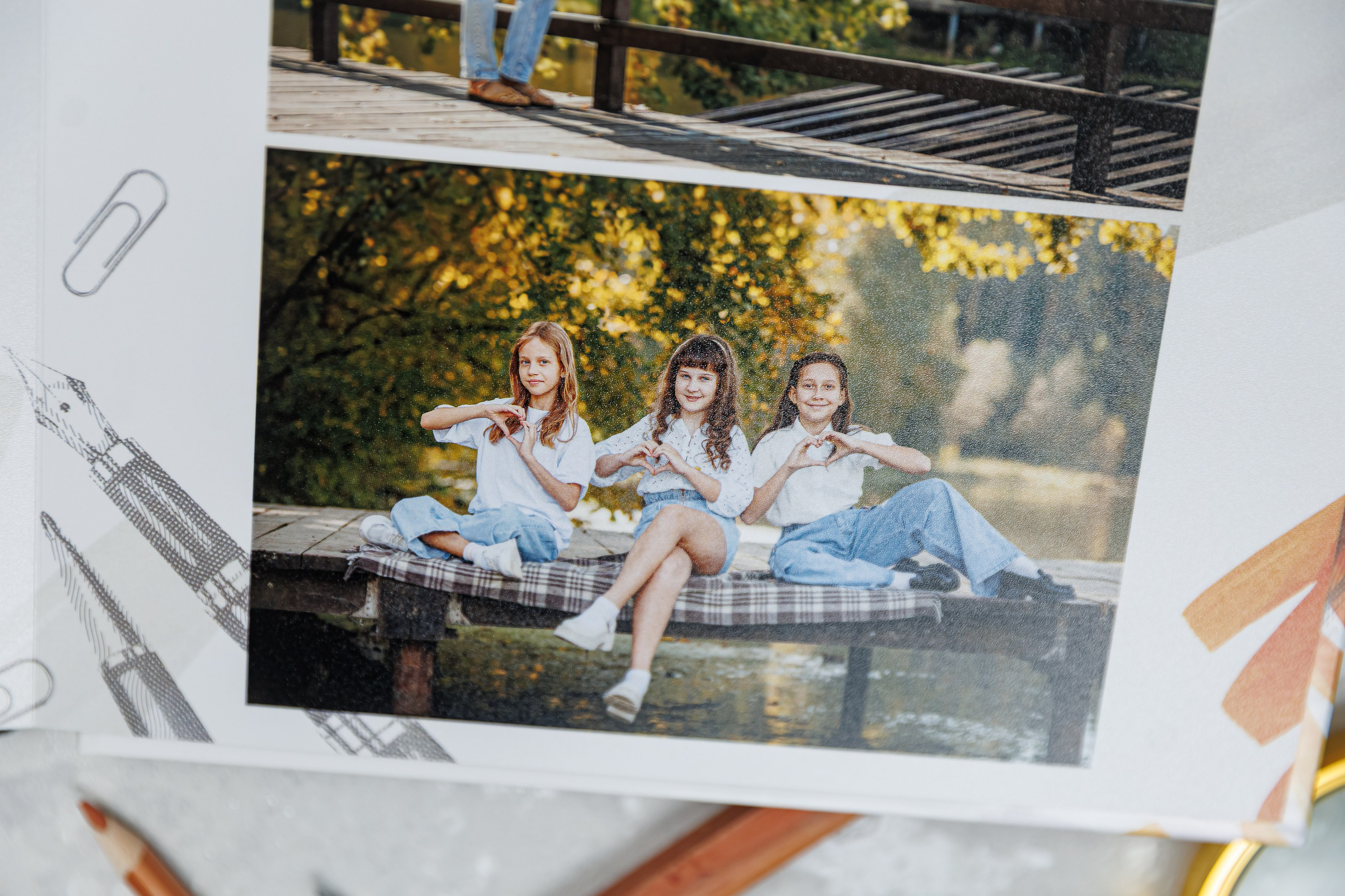 Выпускные альбомы 4 класс. Семейный и детский фотограф Комина Елена, Власиха, Одинцово