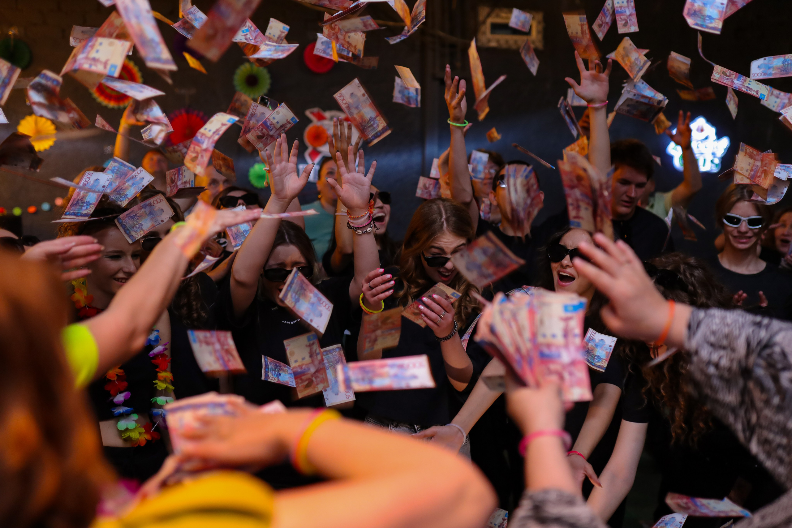 Выпускники. Фотограф в Жезказгане. Графический дизайнер