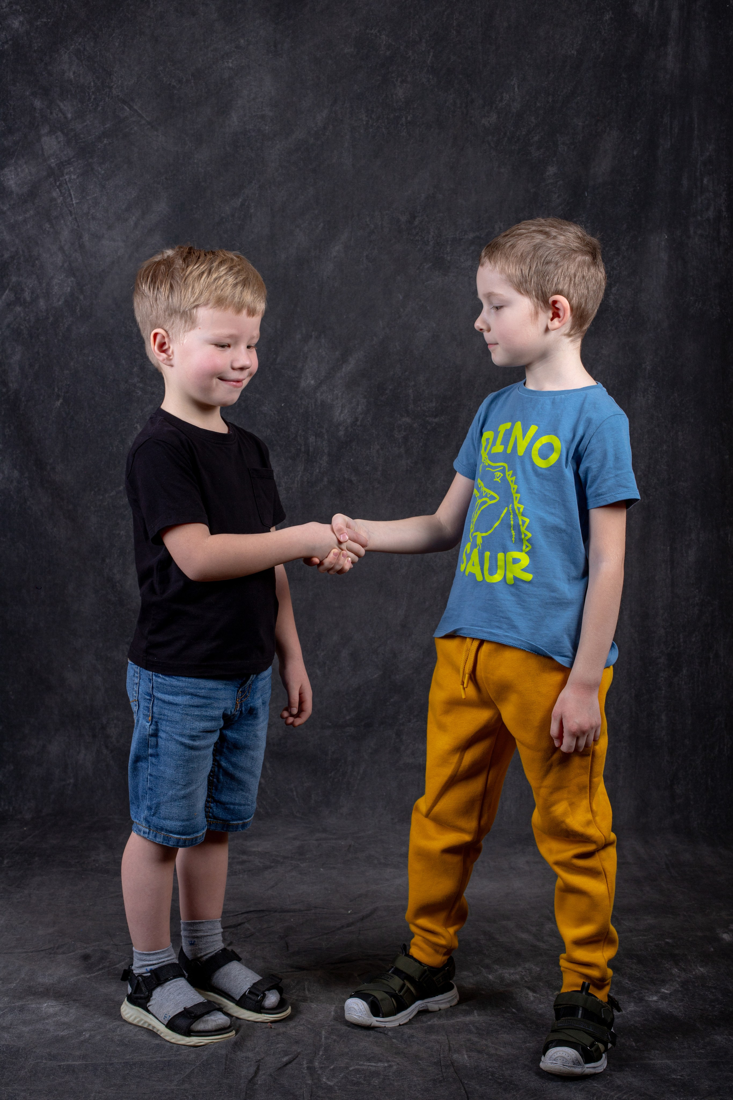 Выпускные альбомы для детского сада. Выпускной альбом в Москве и Домодедово Вышка Школьный фотограф