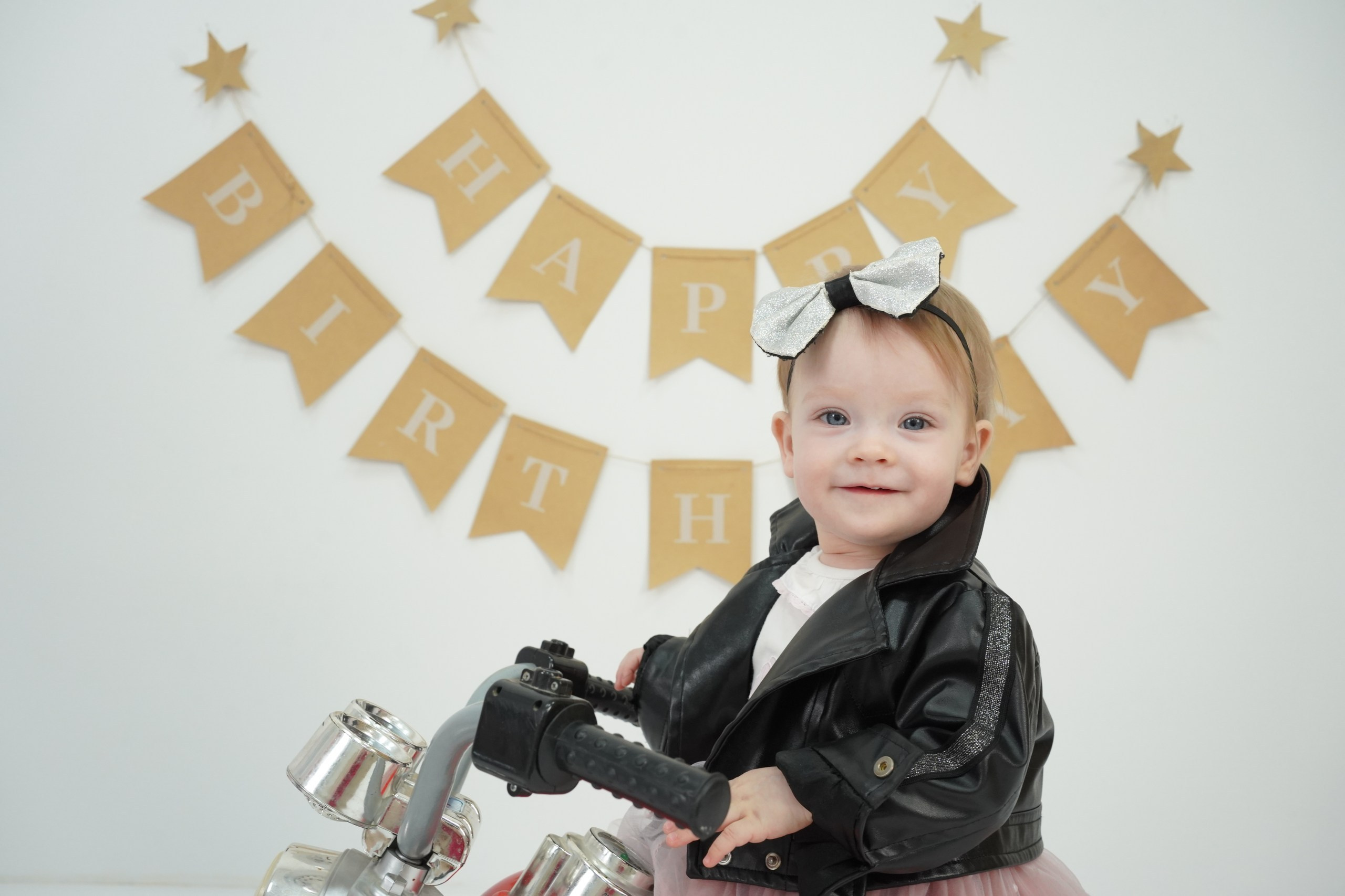 Фотоссесия на Годик для Девочки. Детская Фотостудия ГОДОВАСИКИ в Санкт-Петербурге фотосесия на годик