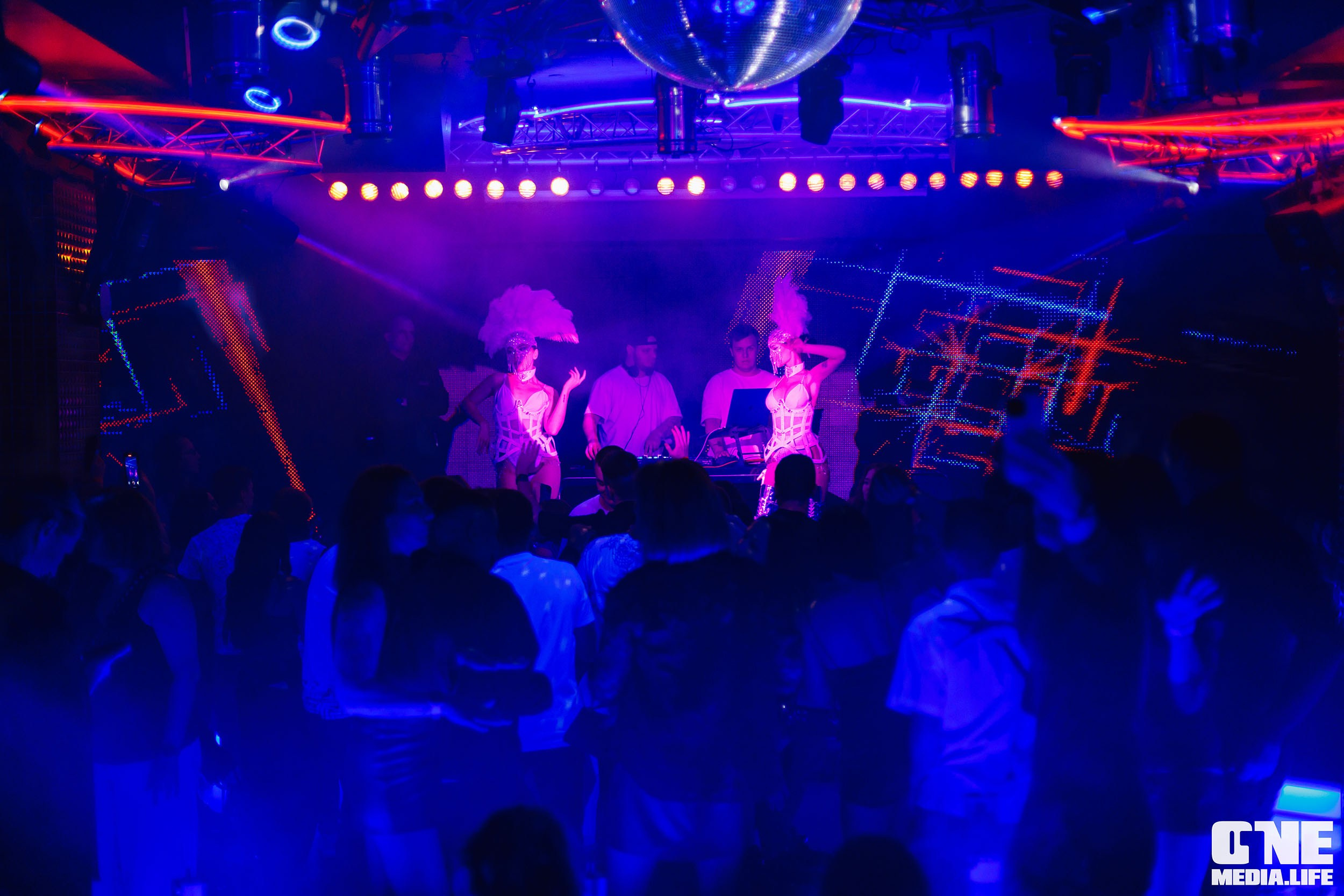 Фоторепортаж из РК Планета. One Media Life: фоторепортажи, фотоотчеты с мероприятий и заведений