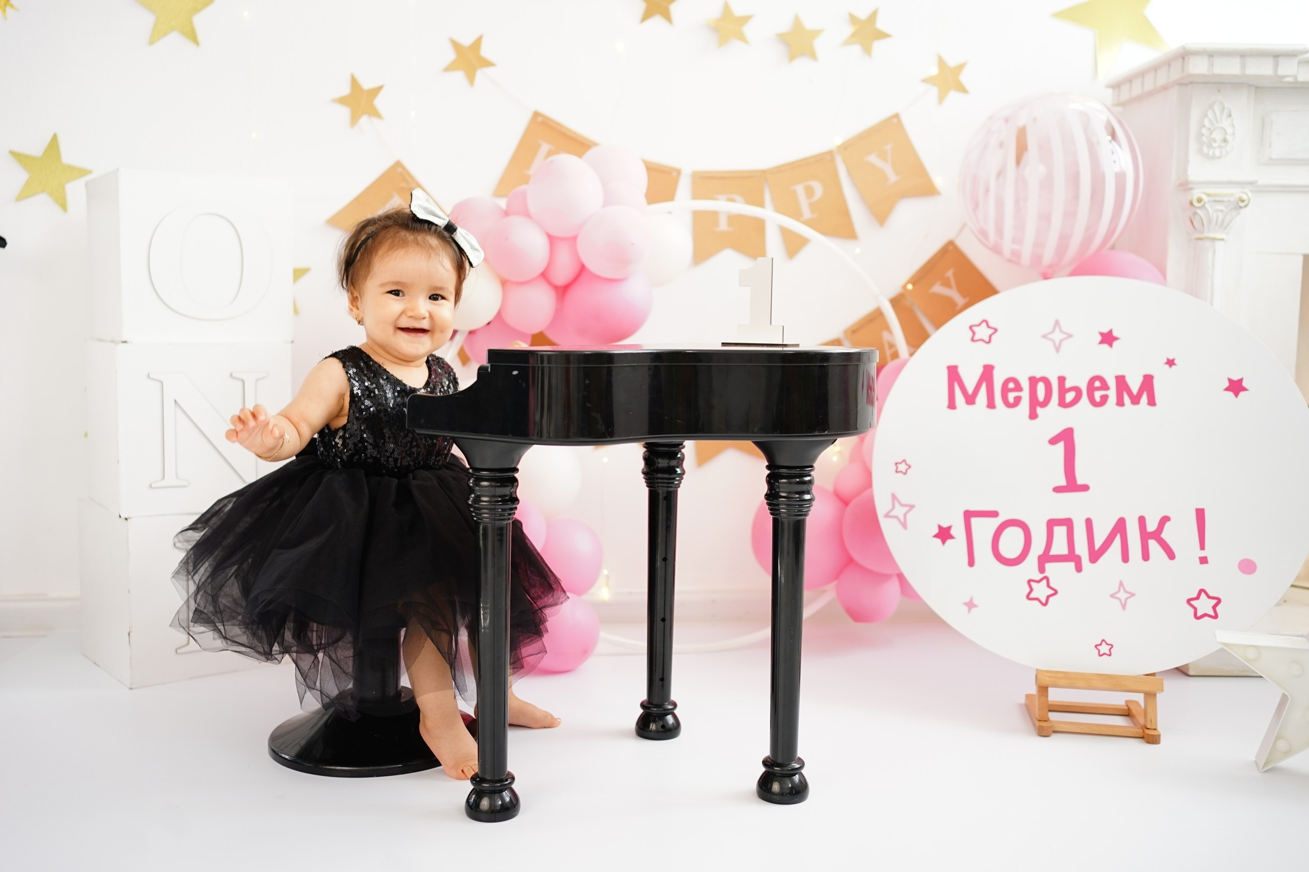 Фотоссесия на Годик для Девочки. Детская Фотостудия ГОДОВАСИКИ в Санкт-Петербурге фотосесия на годик