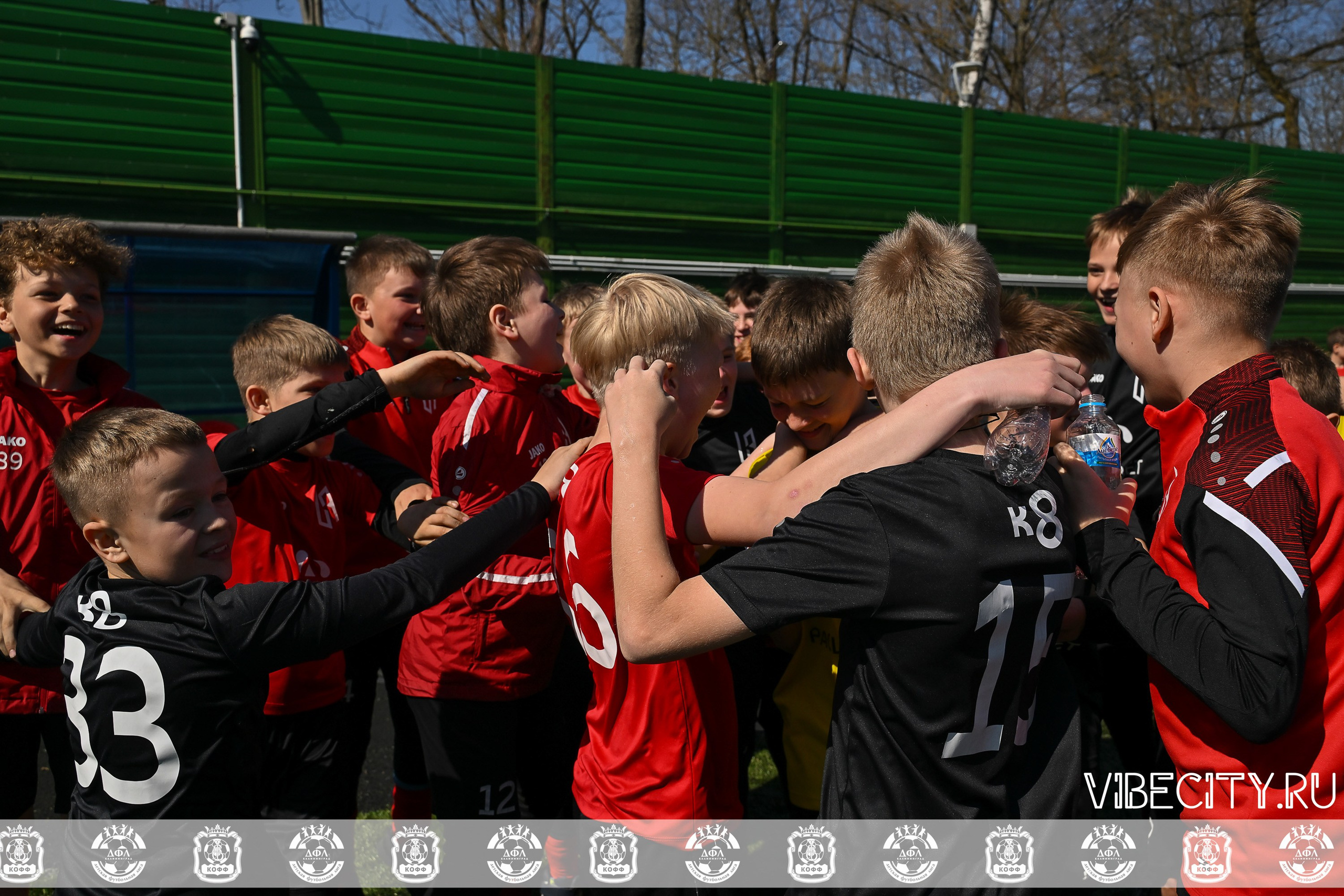 XIX Всероссийского футбольного турнира Локобол 2025 РЖД. VIBECITY.RU Вайб Сити Ру Фоторепортажи Фотоотчеты Калининград