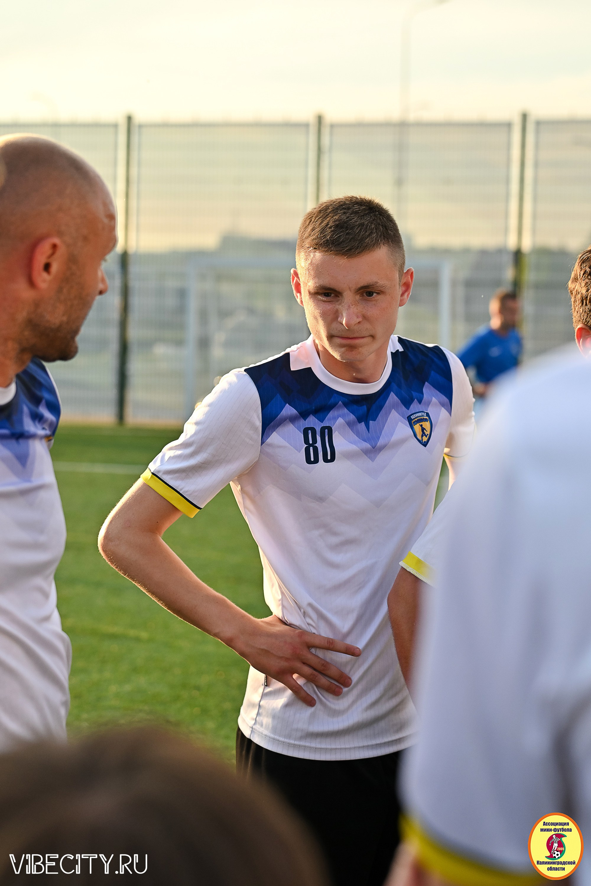 ИГРЫ МИНИ-ФУТБОЛЬНОЙ И КОРПОРАТИВНОЙ ЛИГИ. VIBECITY.RU Вайб Сити Ру Фоторепортажи Фотоотчеты Калининград