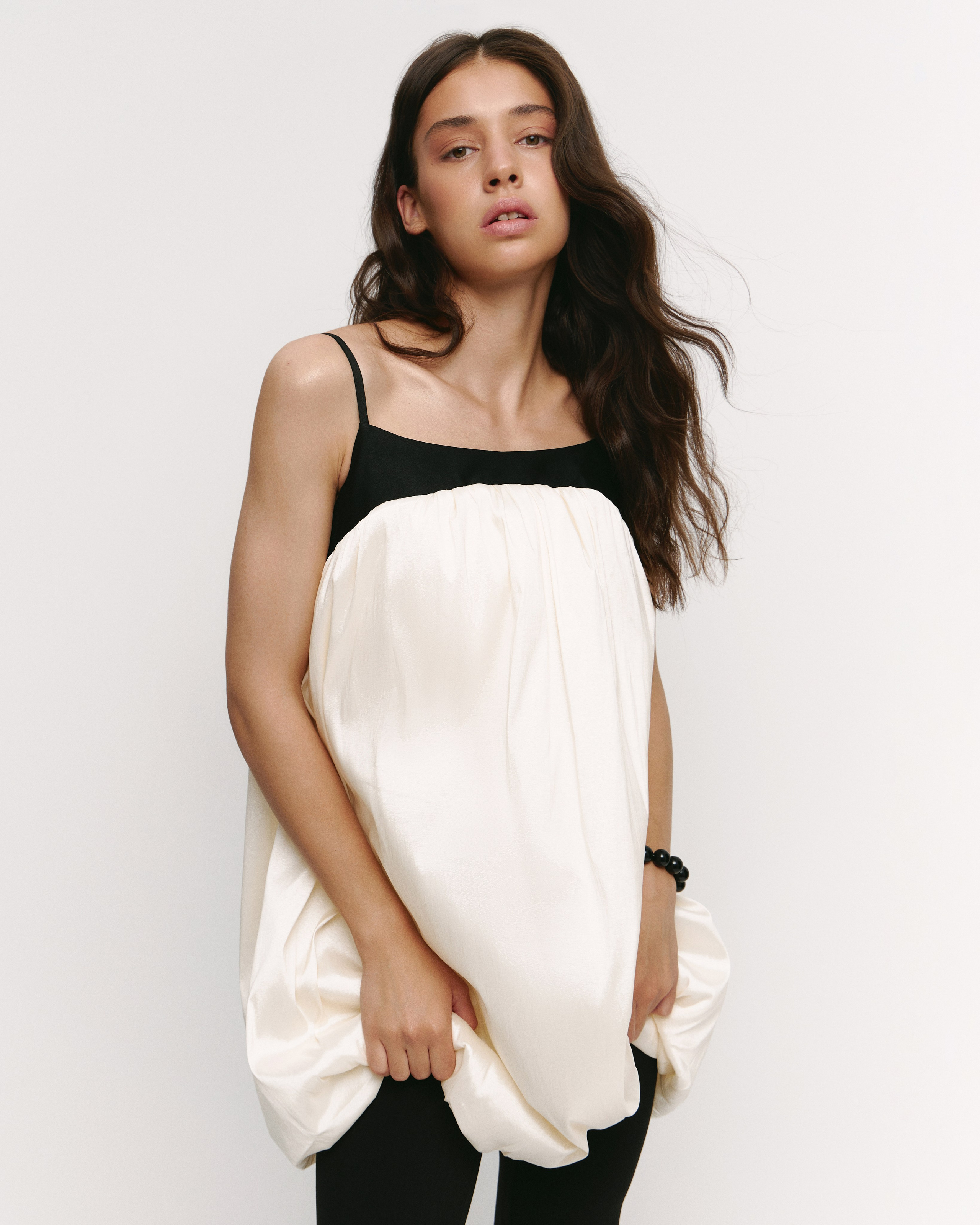 Fashion and model test photographer based in Dubai and Abu-Dhabi