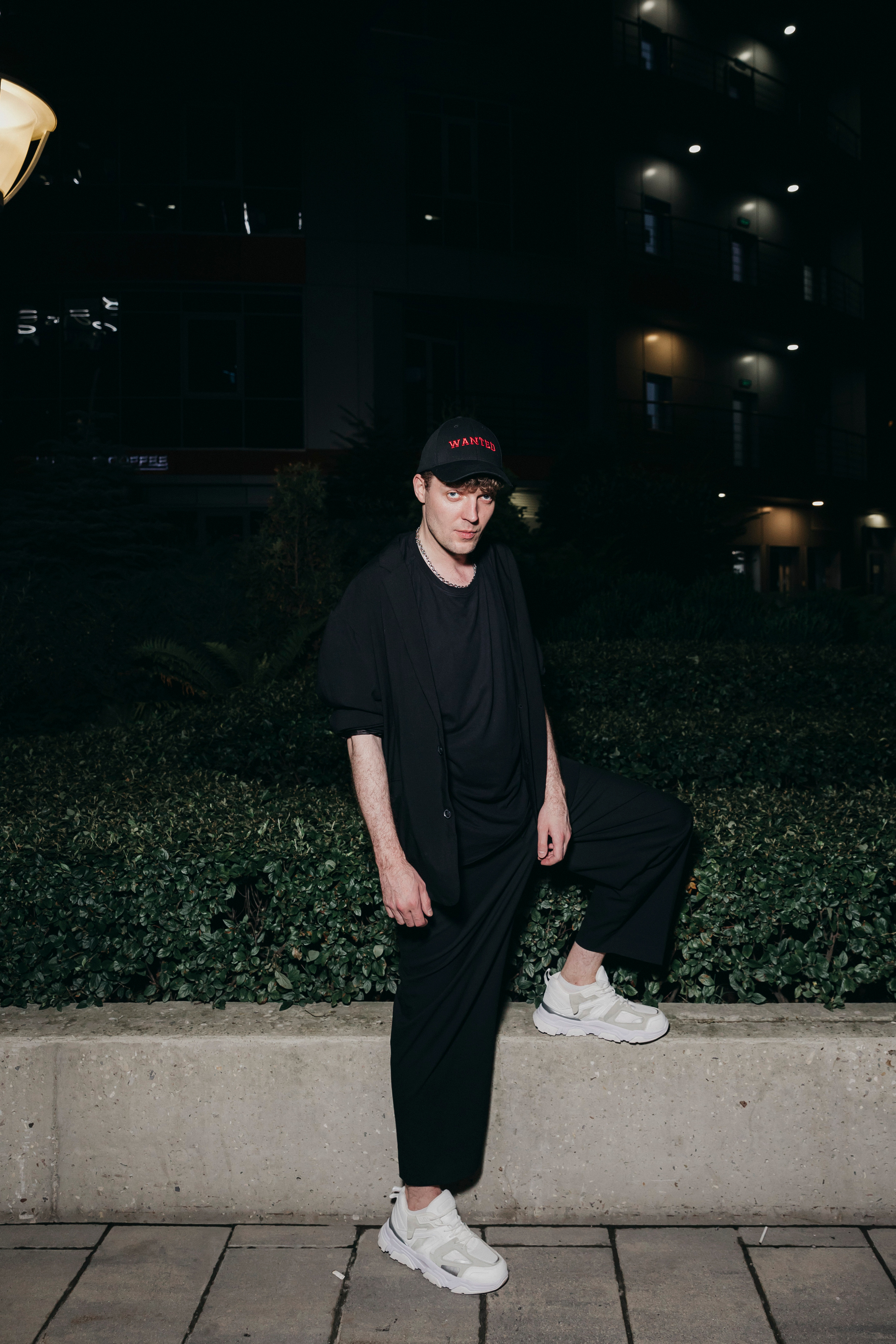 Polina: «Моя любовь у сердца в рабстве». «Птичка на проводе»: информационный портал в Москве