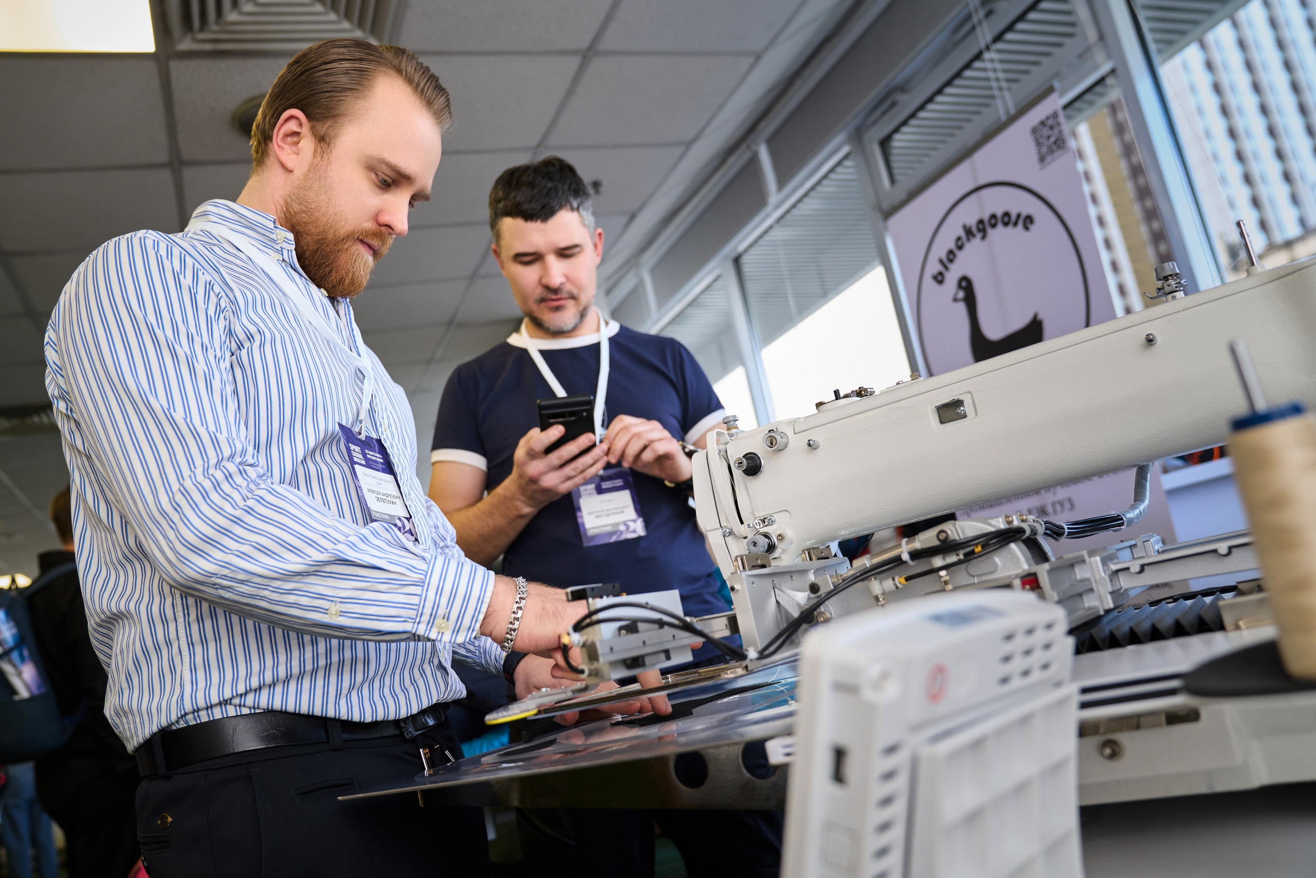 Корпоративные фотосессии сотрудников и руководства в офисах и на производствах. Портретный фотограф Павел Бахирев. Москва