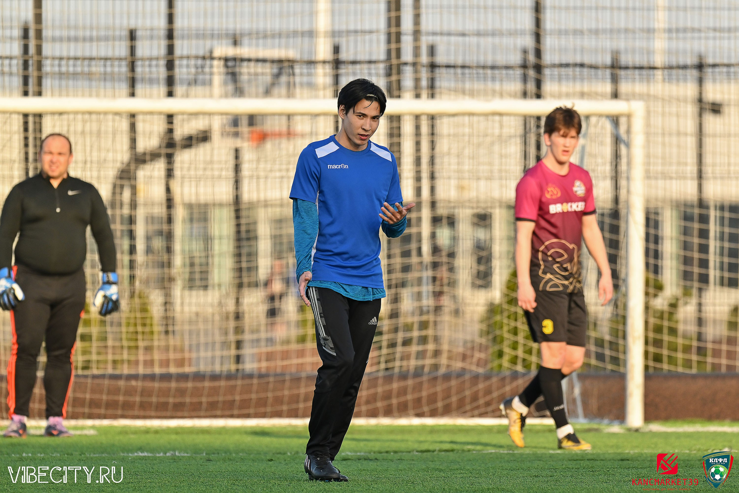 XX ЧЕМПИОНАТ КАЛИНИНГРАДСКОЙ ЛФЛ КАНЦМАРКЕТ39 сезона 2024–2025 гг. VIBECITY.RU Вайб Сити Ру Фоторепортажи Фотоотчеты Калининград