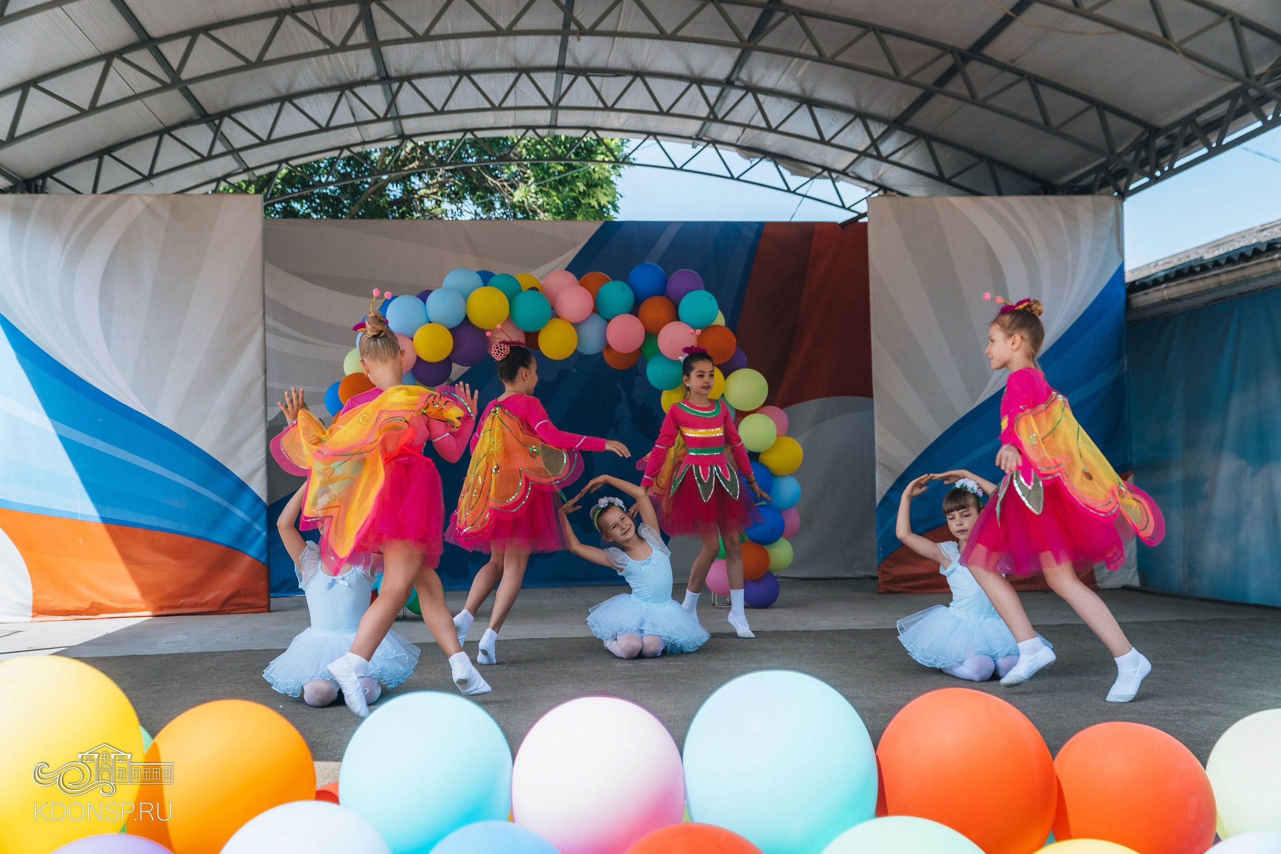 Должны смеяться дети. Новотитаровский Дом культуры