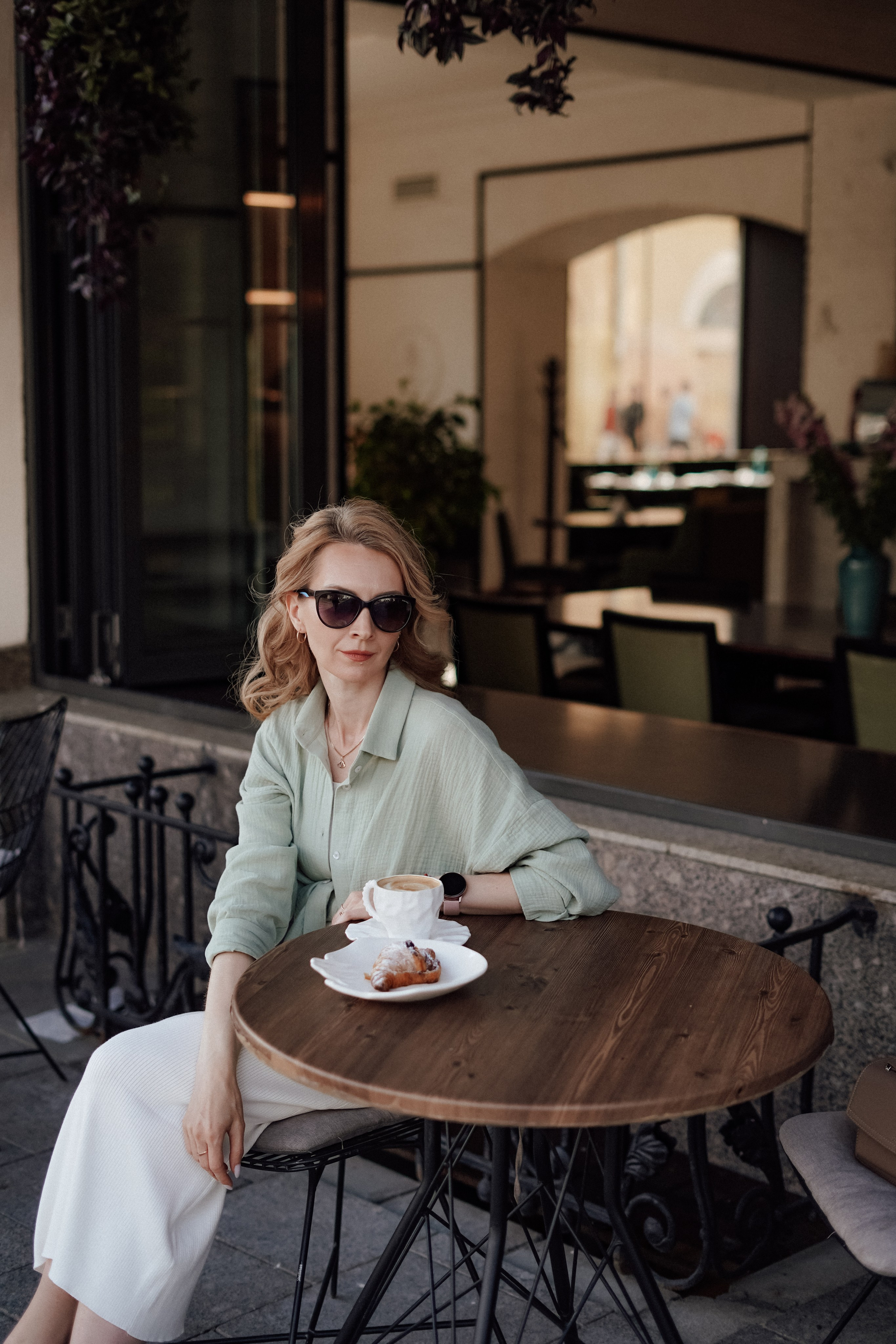 Арина на Чистых Прудах. Фотограф в Сочи и Абхазии | Фототуры | September Air