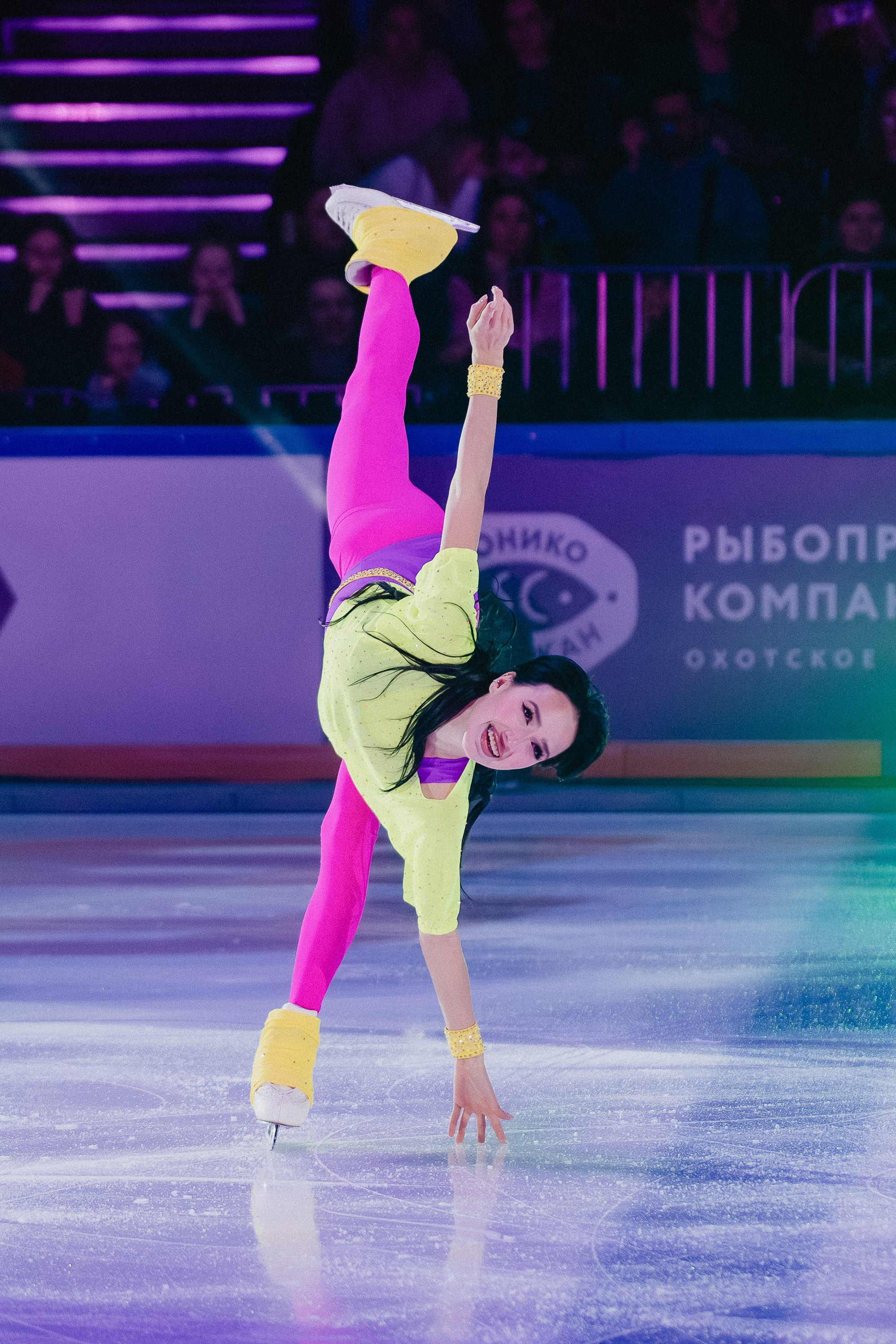 Шоу Этери Тутберидзе в Новосибирске. Воробьева Ксения — Спортивный и танцевальный фотограф Новосибирск