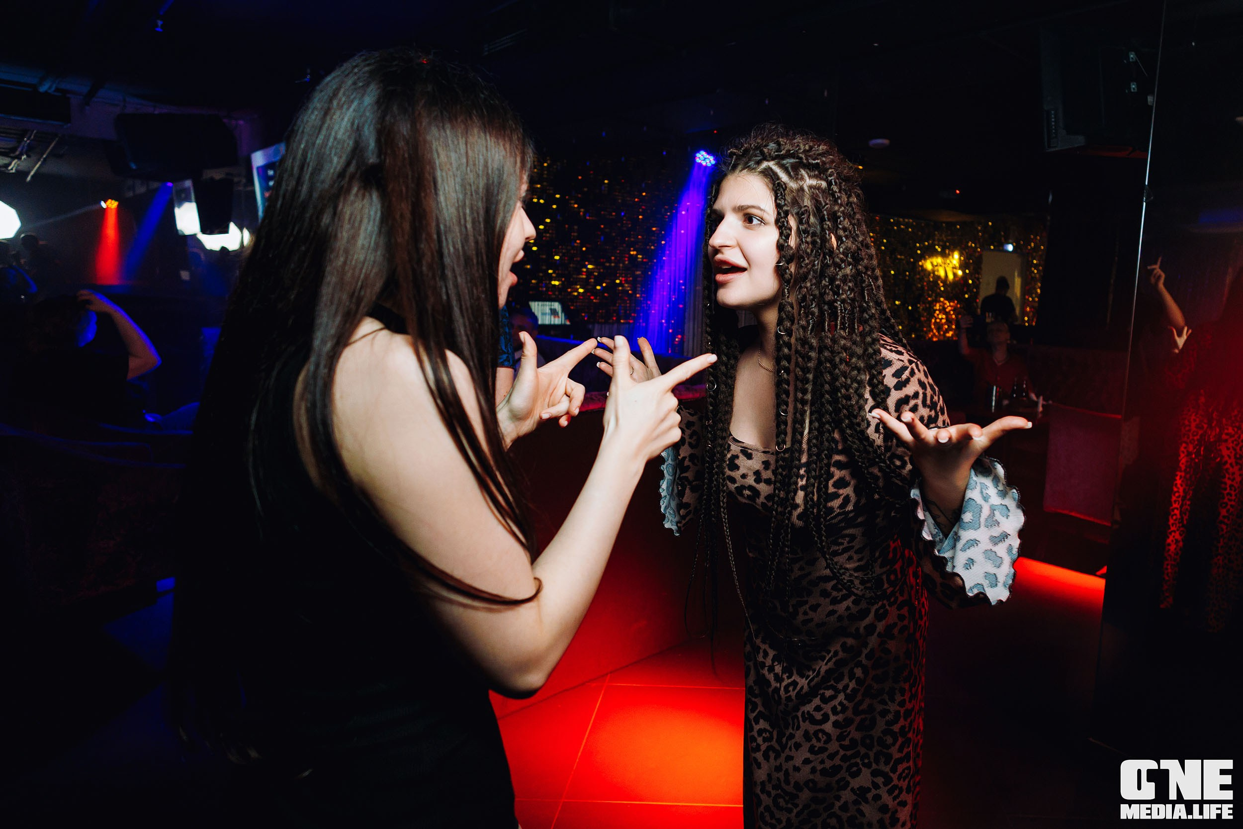 Фоторепортаж из караоке-клуба Эйфория. One Media Life: фоторепортажи, фотоотчеты с мероприятий и заведений