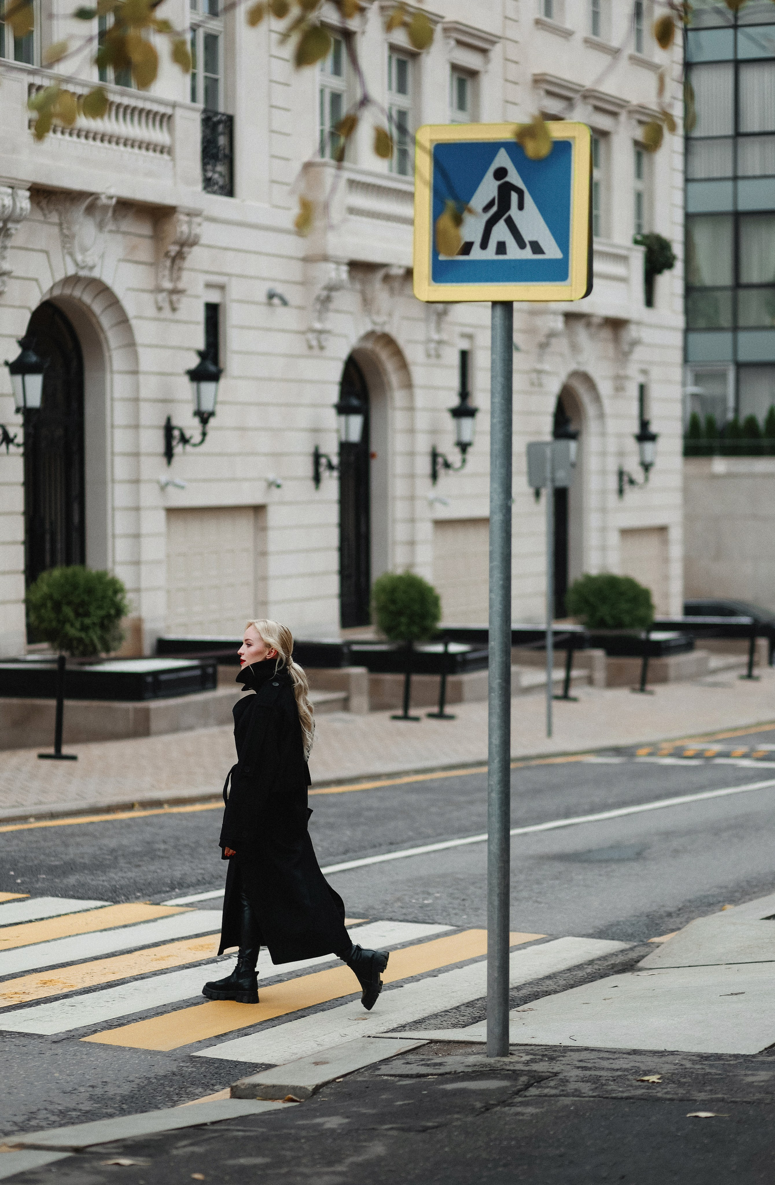 Фотопрогулка с актрисой Варварой Гусинской. Портретный и семейный фотограф в Москве Мария Рослякова