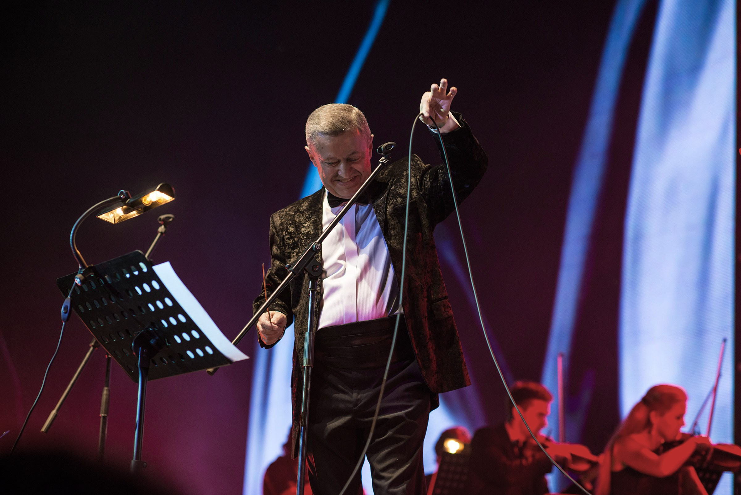 Концерт БИ-2 с оркестром. Свадебный фотограф в Санкт-Петербурге Петергофе Пушкине Саша Галлс / Александр Галлс