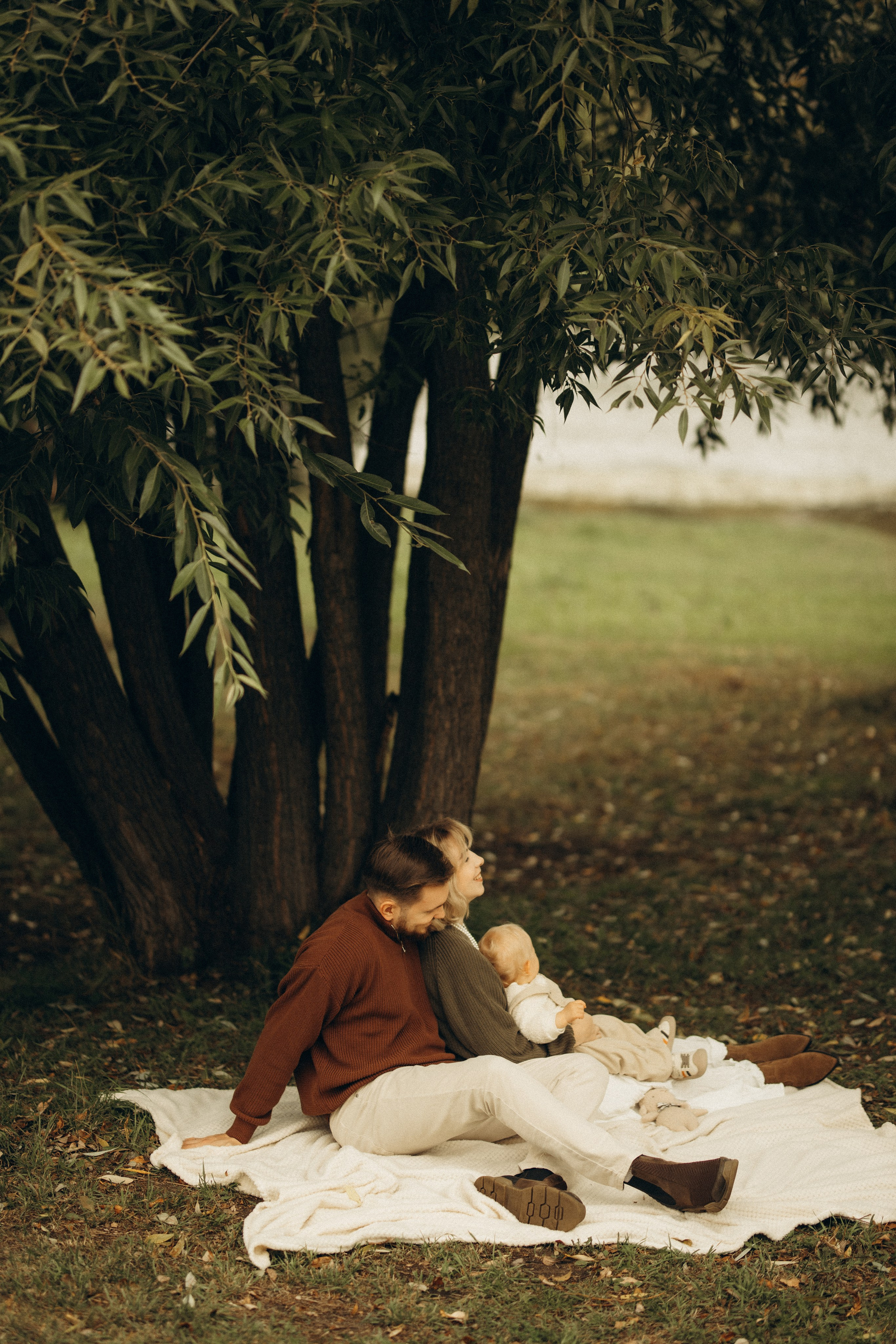 Семейная фотосессия в Ярославле на природе. Семейный фотограф Вероника Каюрова Ярославль