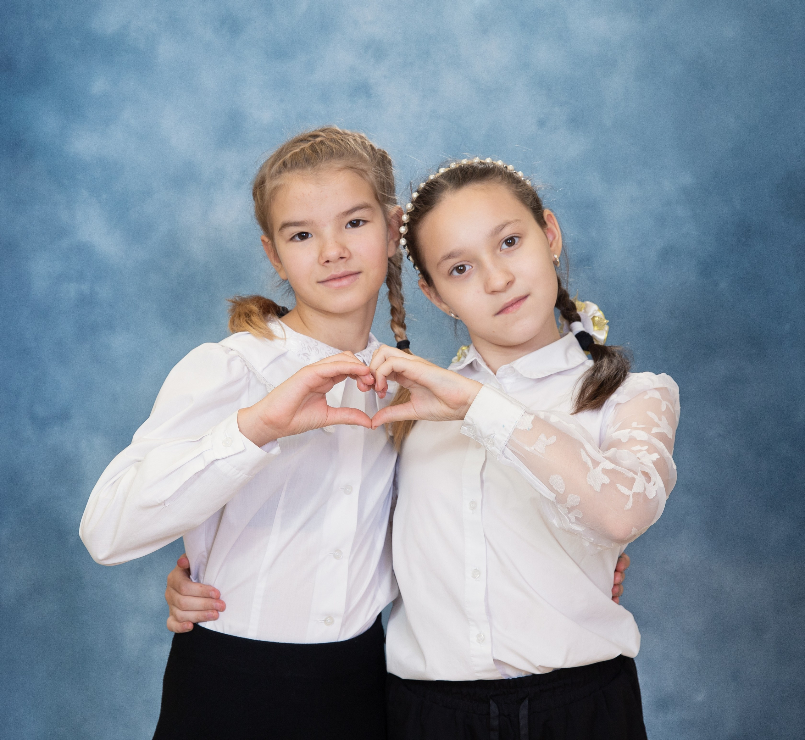 фотография с подружками в школе