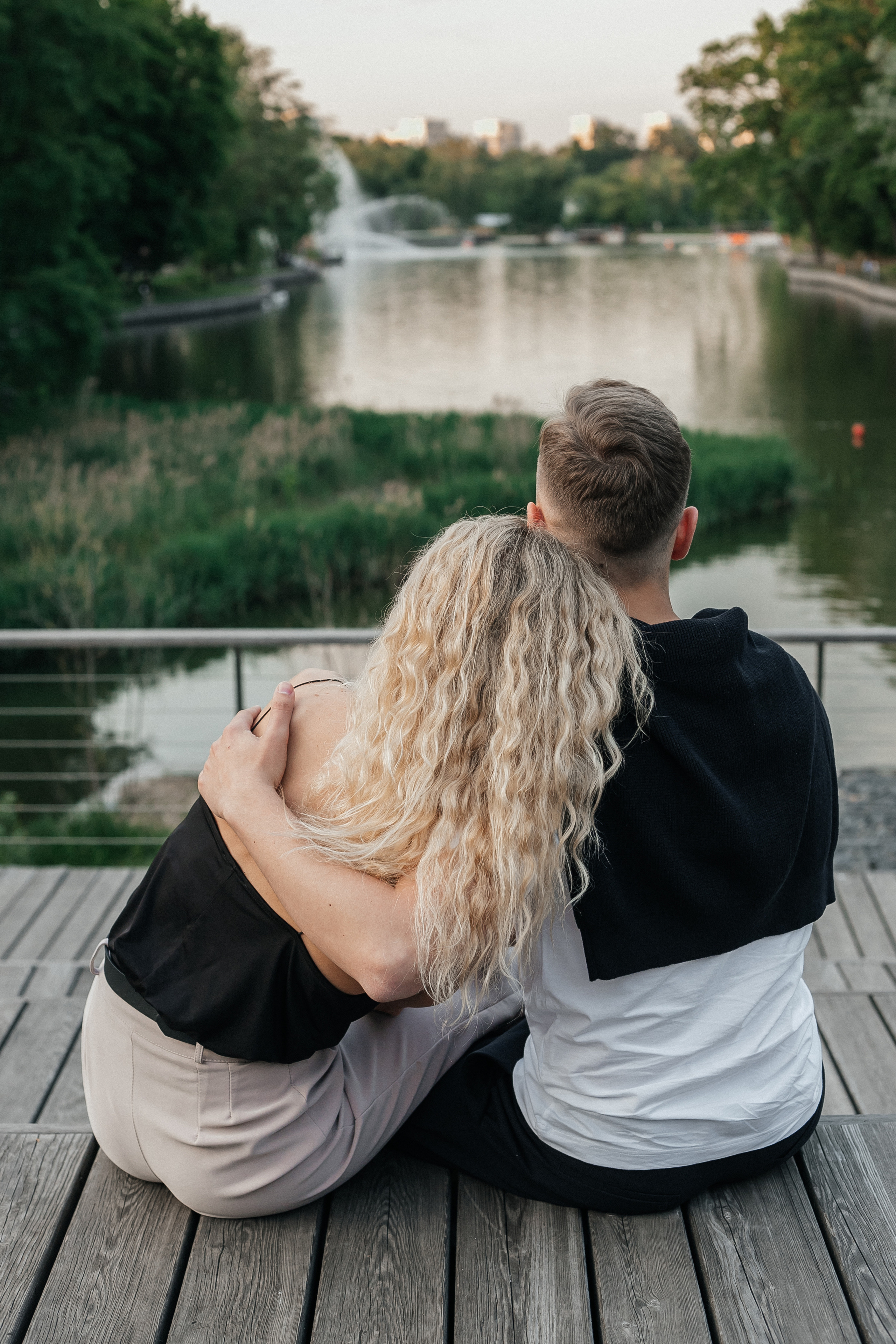 Lovestory на ВДНХ. Свадебный фотограф в Москве Элина Ларченкова. Фото, которые цепляют