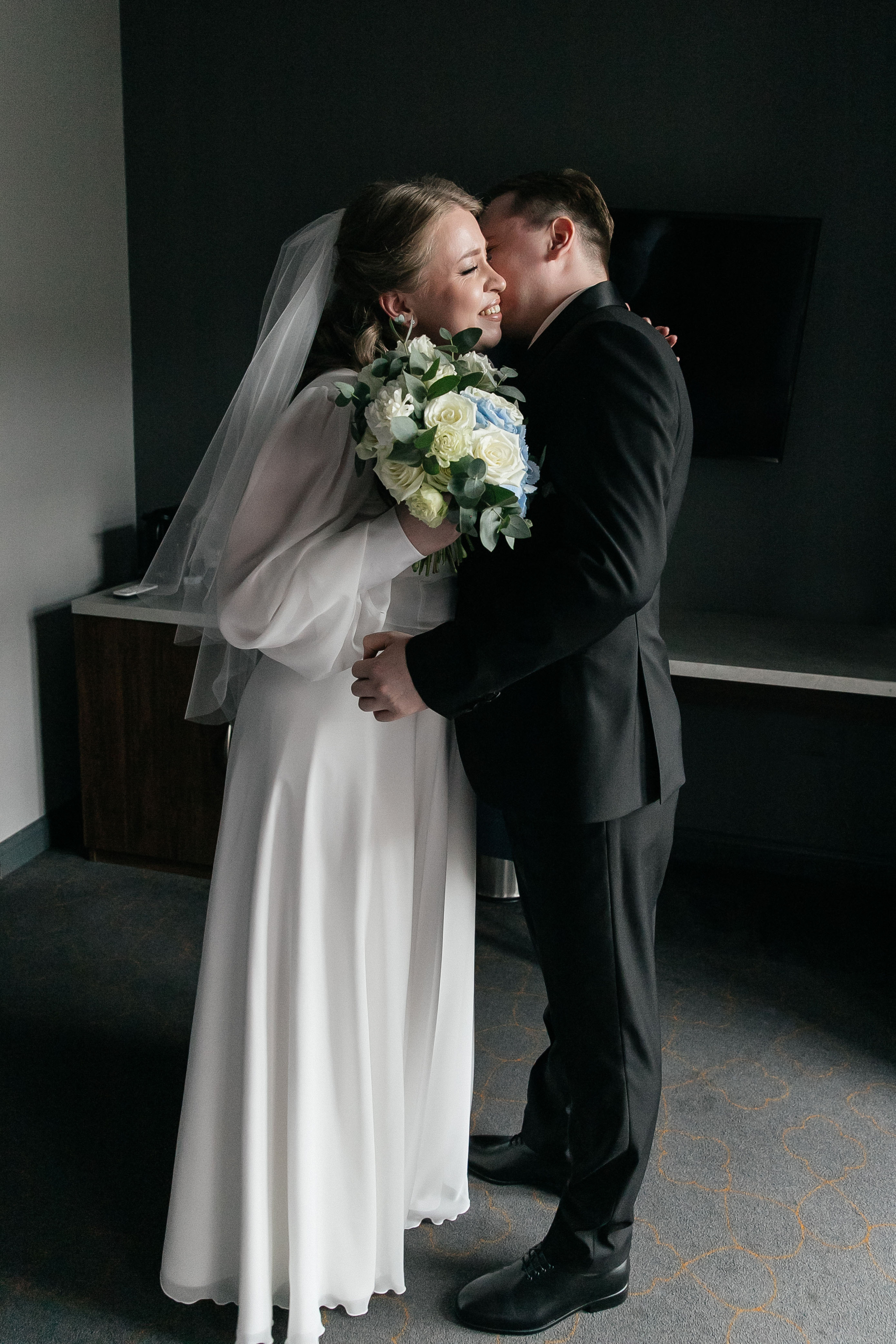 Роспись в Бутырском ЗАГСе. Свадебный фотограф в Москве Элина Ларченкова. Фото, которые цепляют