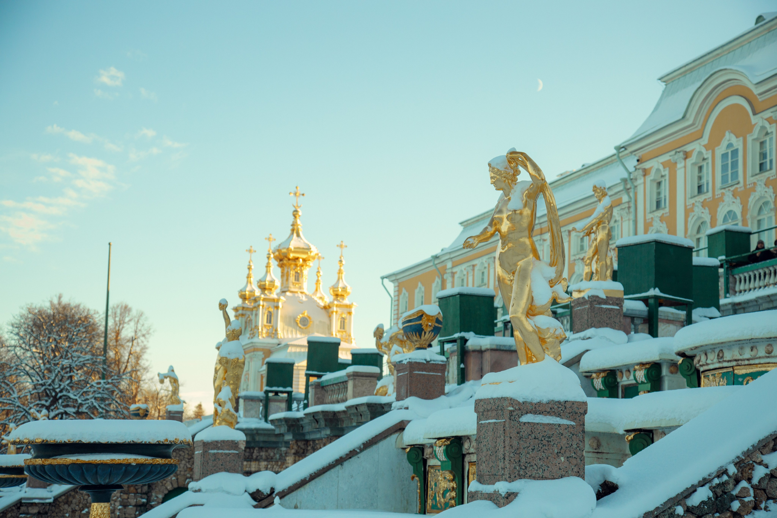 ФОТОСЕССИЯ В ПЕТЕРГОФЕ. ГДЕ СНИМАТЬ В ПЕТЕРГОФЕ