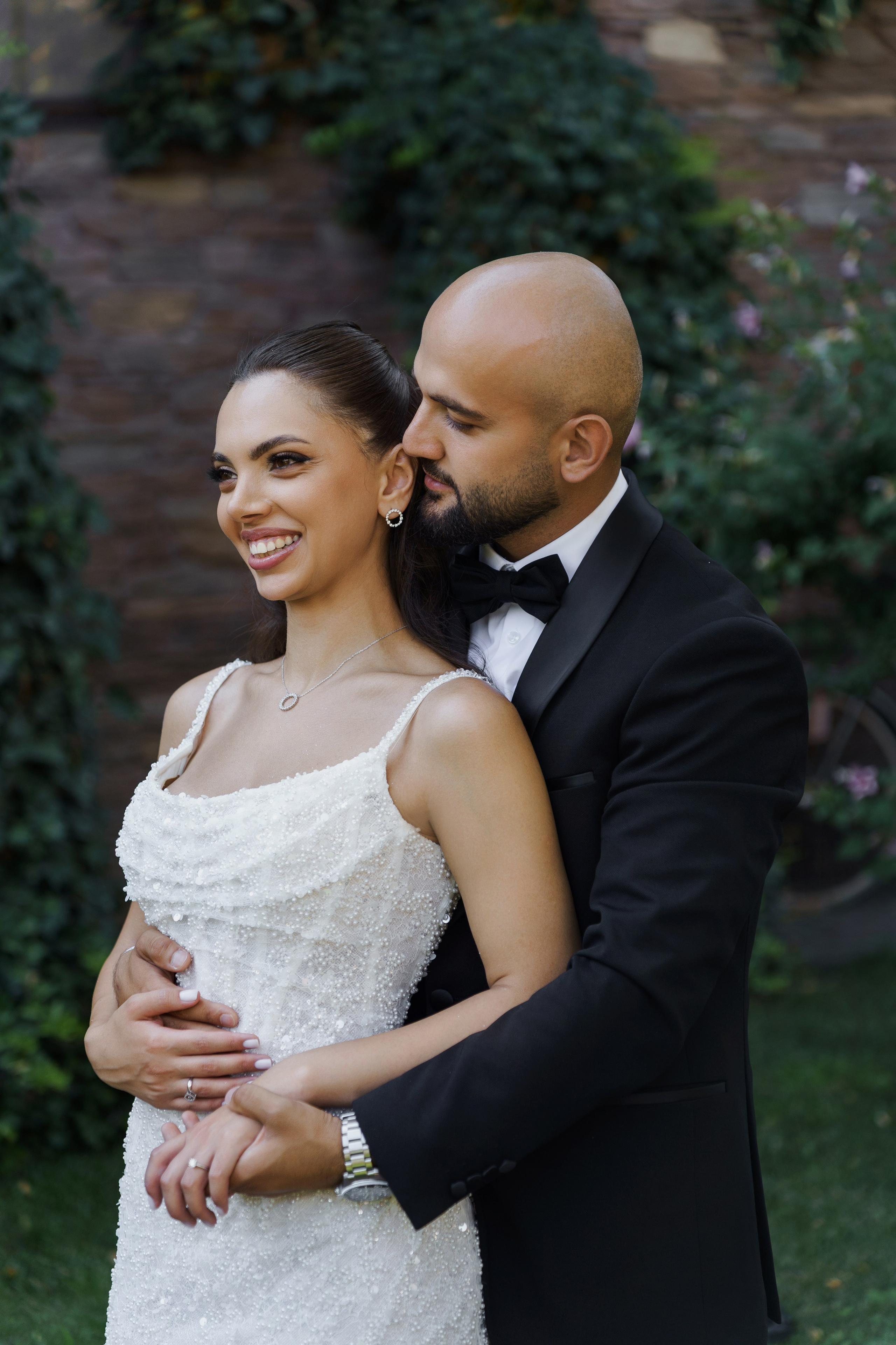 Сватовство в Краснодаре от лучших свадебных фотографов и операторов ТВИНС СТУДИО. ТВИНС СТУДИО — лучшие свадебные фотографы и видеографы в Краснодаре