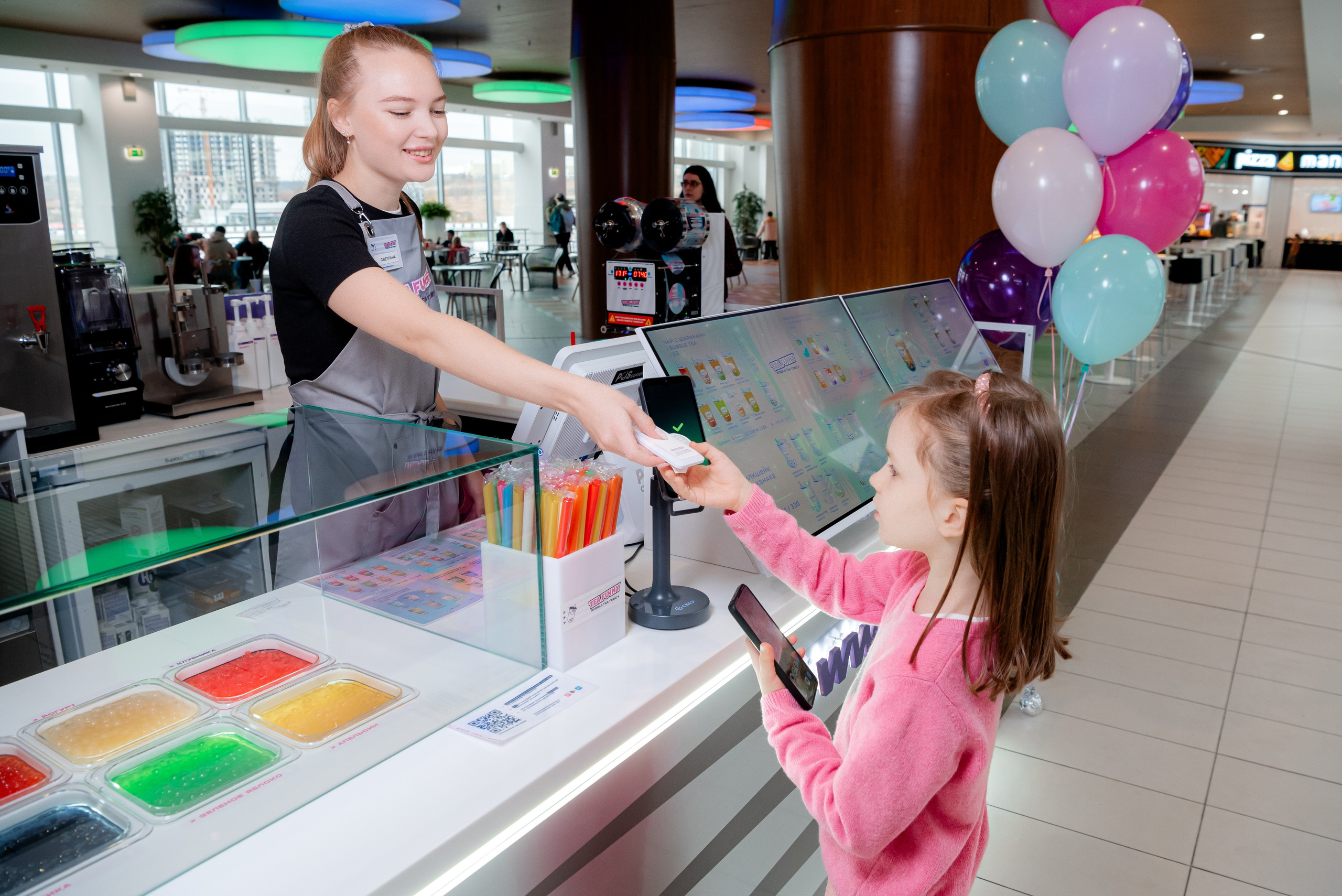 Открытие Tea Funny в Акварели. Фотограф в Волгограде и Волжском Александр Горбань