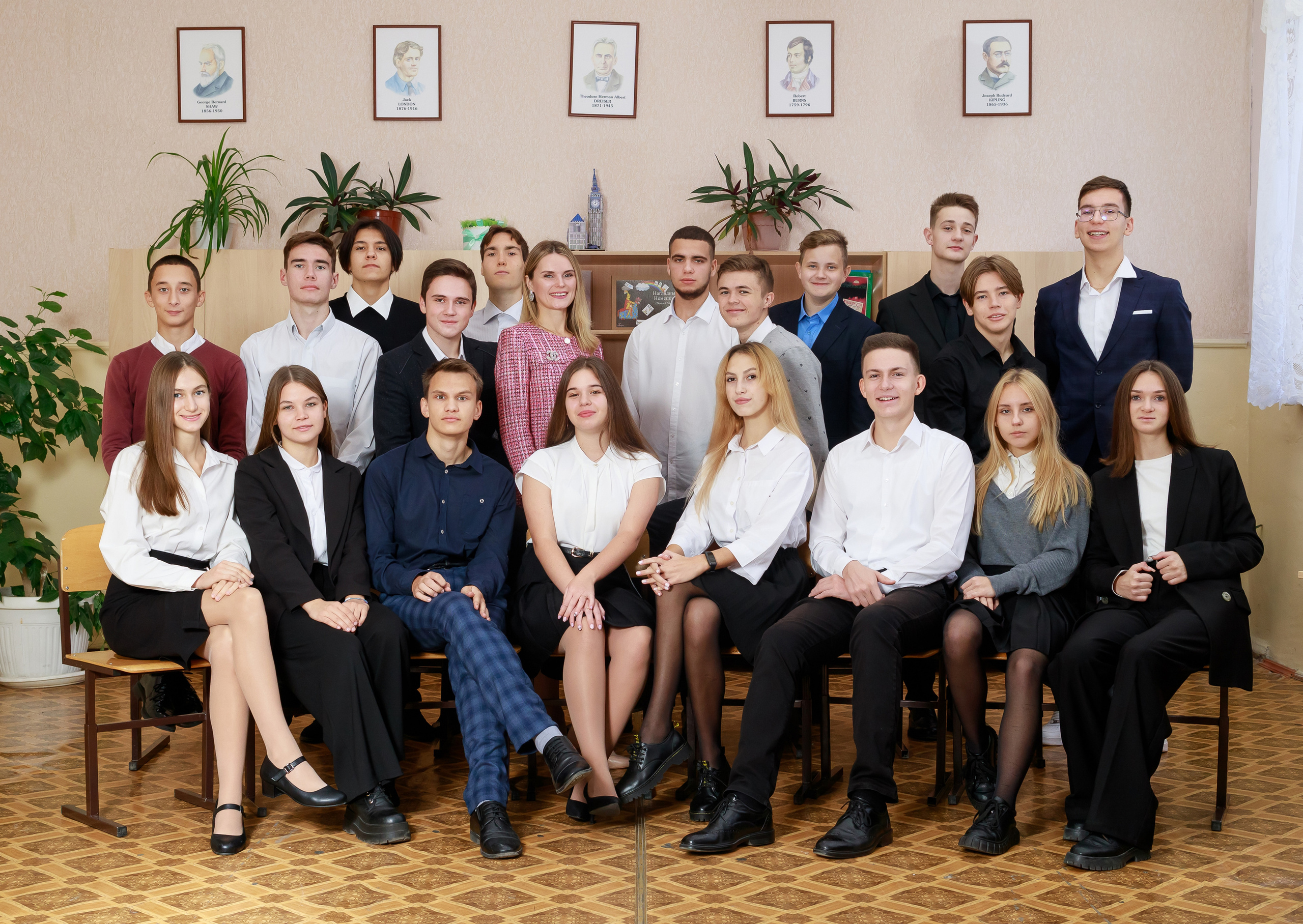 Выпускные альбомы для школ и колледжей в Севастополе