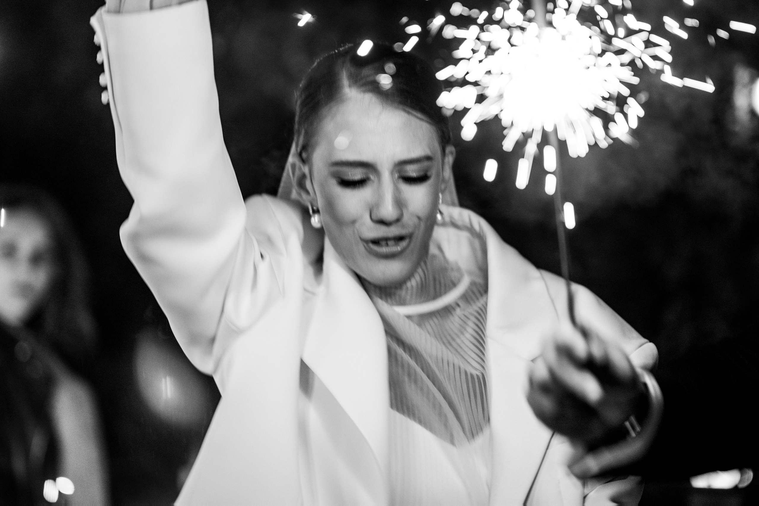 Олег и Лиза под бенгальскими огнями. Professional photoartist in St. Petersburg (wedding, reportage, portrait, model book, love story) Alexander Shvedov