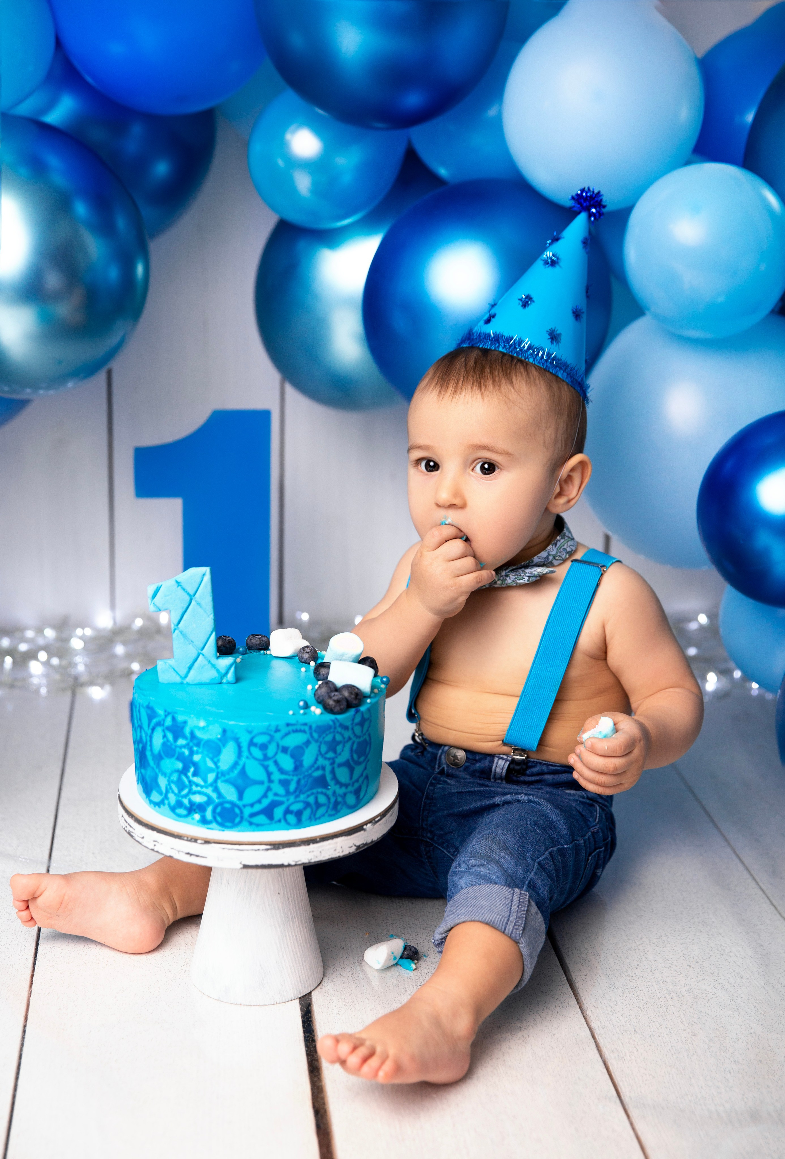 Фотосессия ГОДОВАСИЕ. Фотограф новорожденных, детей до года и беременных в Симферополе