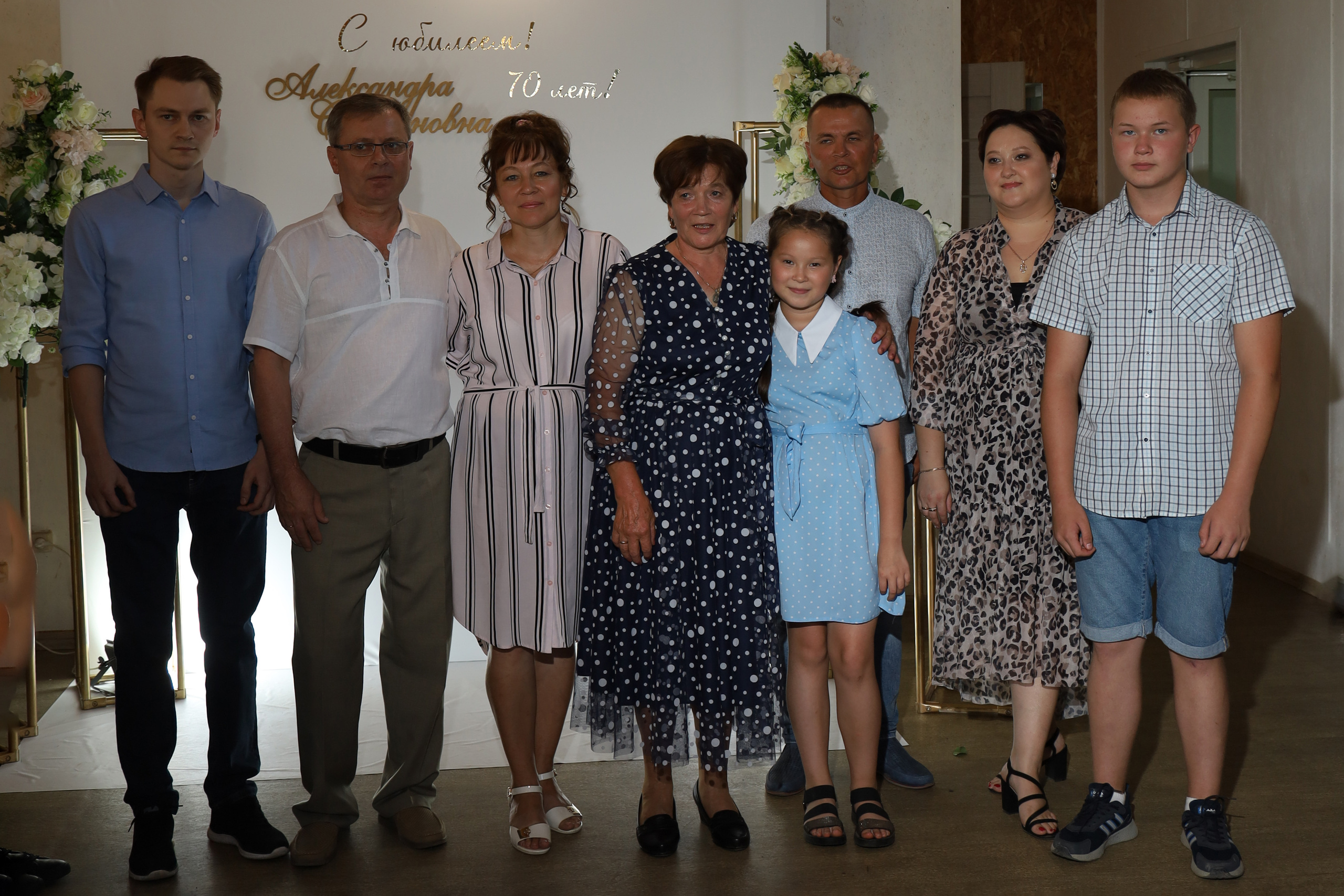 Юбилей очаровательной Александры Степановны. Семейный фотограф в Казани Римма Гатауллина