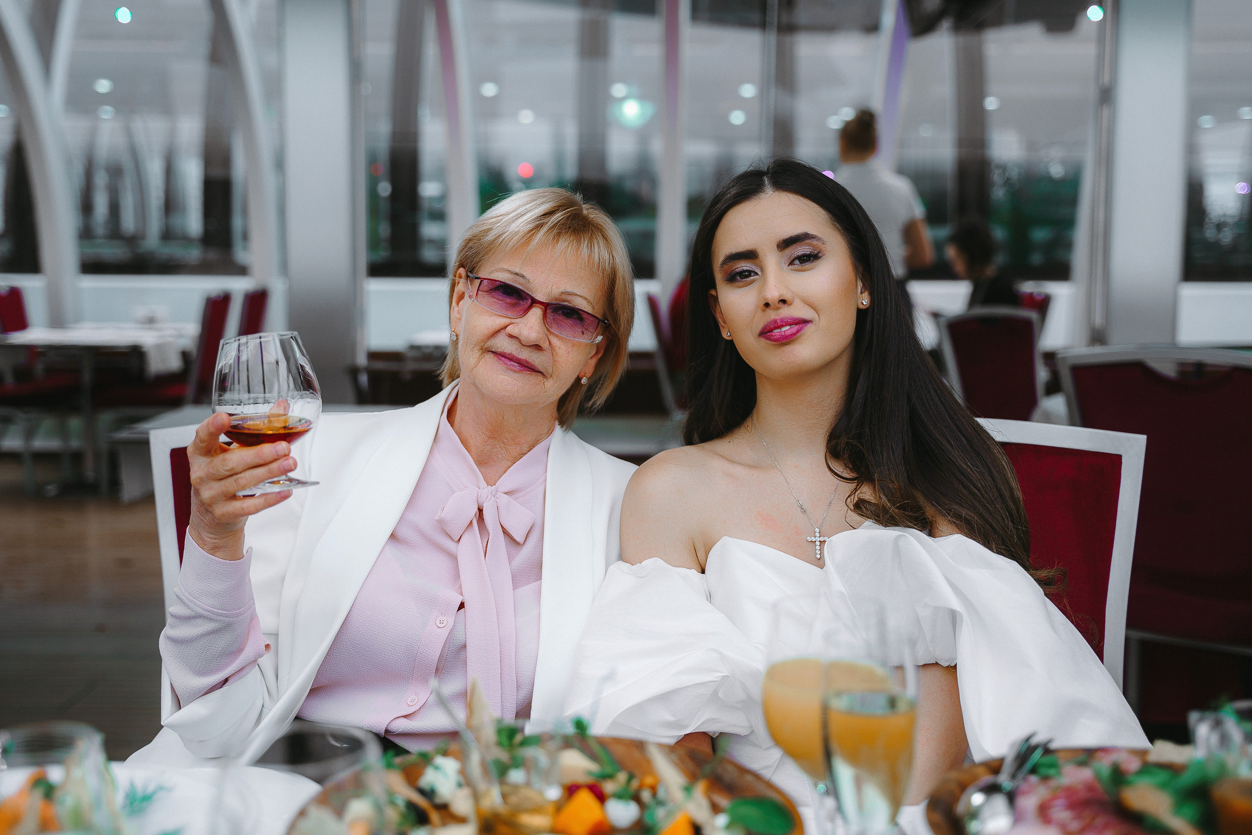 Свадебная фотосессия в Barvikha Hotel & SPA 5*. Свадебный фотограф в Барвихе в ЗАГС