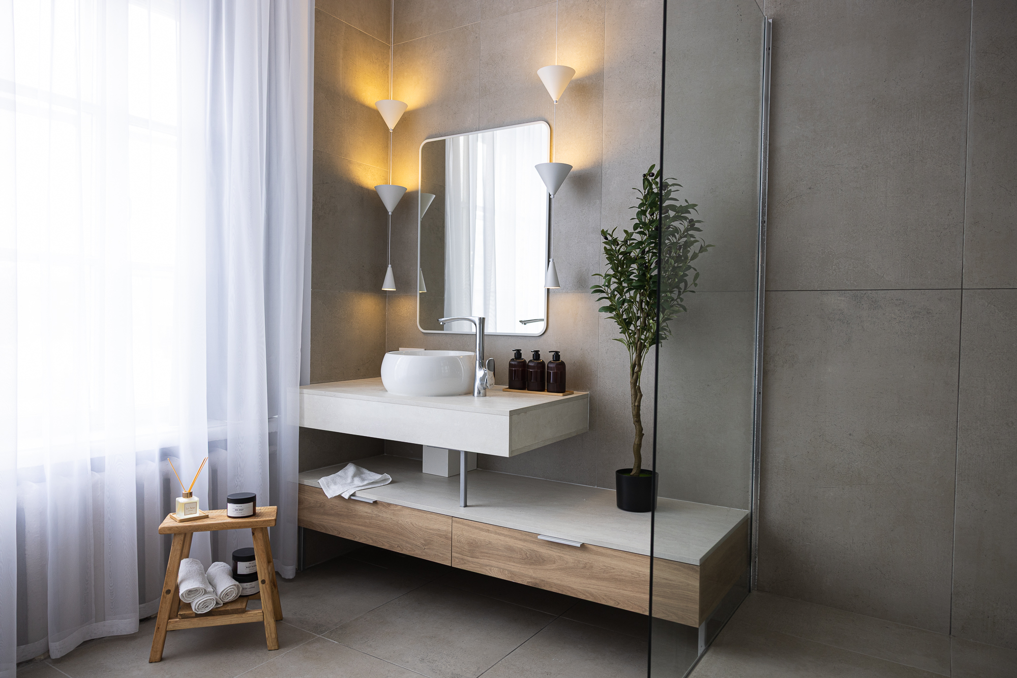 Photohub залы для съемки бизнес-контента. Фотограф в Минске Людмила Дутко