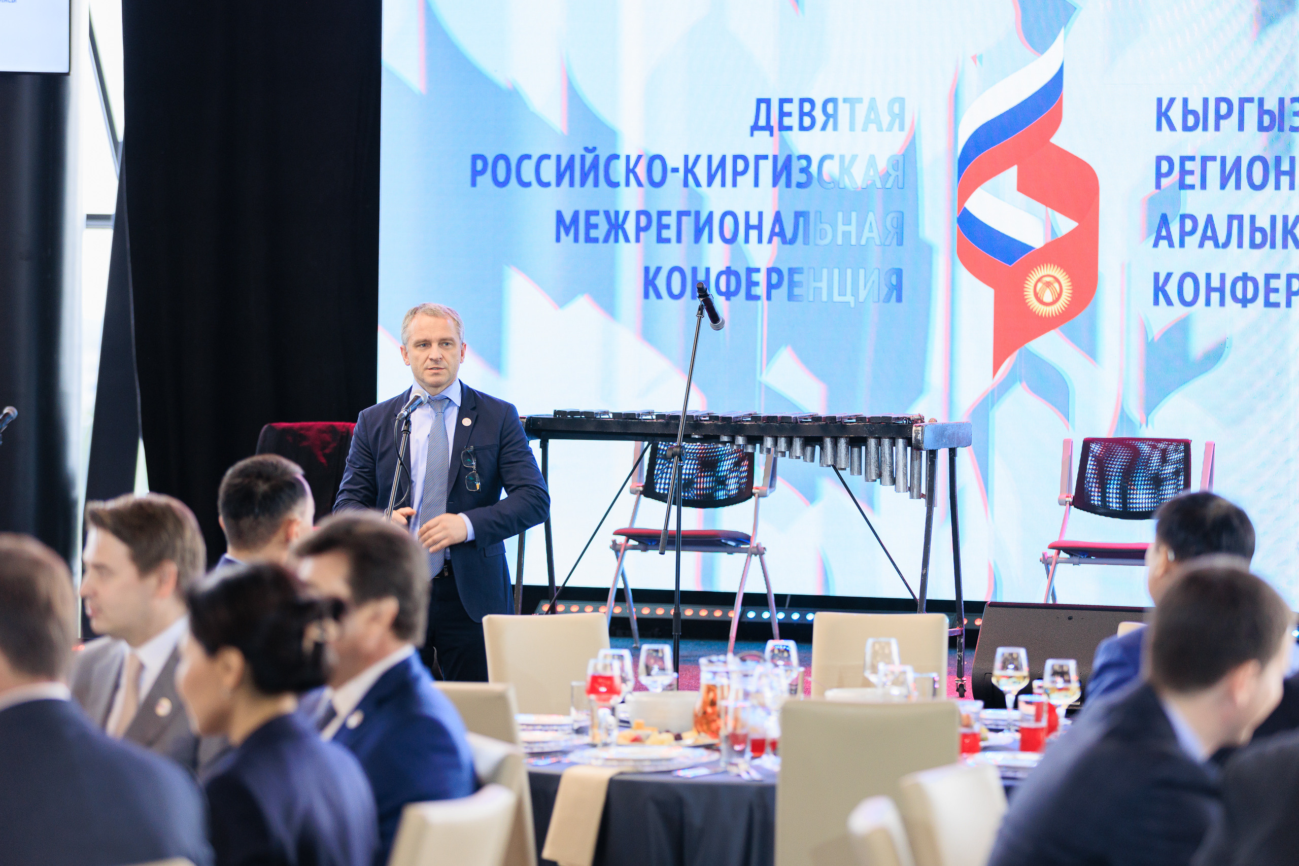 Фотограф на форум. Контент для бизнеса в Екатеринбурге Полдень Медиа