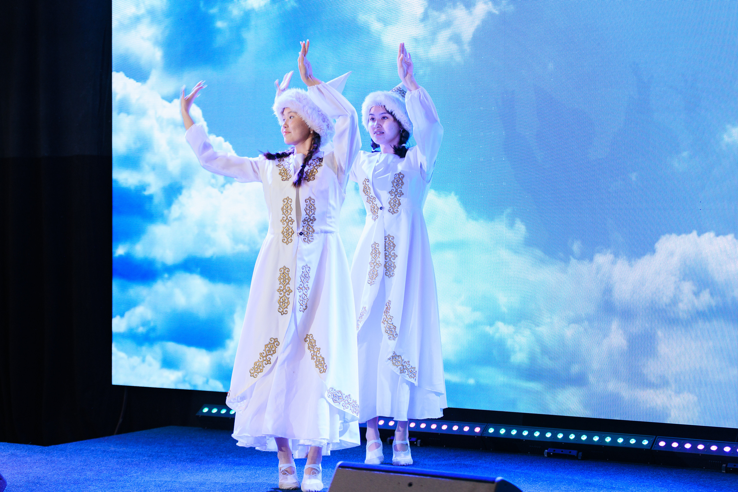 Фотограф на форум. Контент для бизнеса в Екатеринбурге Полдень Медиа