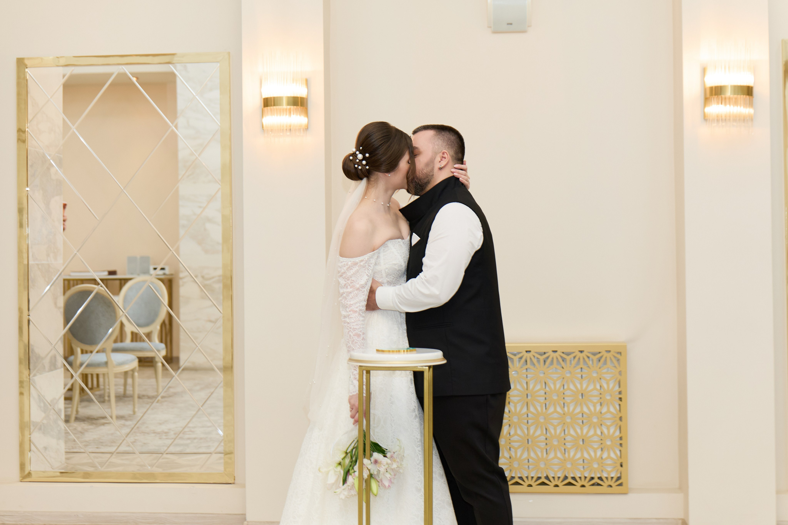 Классические сборы в отеле. Роспись в 4 ЗАГСе и съемка в оранжерее Цицина РАН. Любовь Юсупова. Фотограф