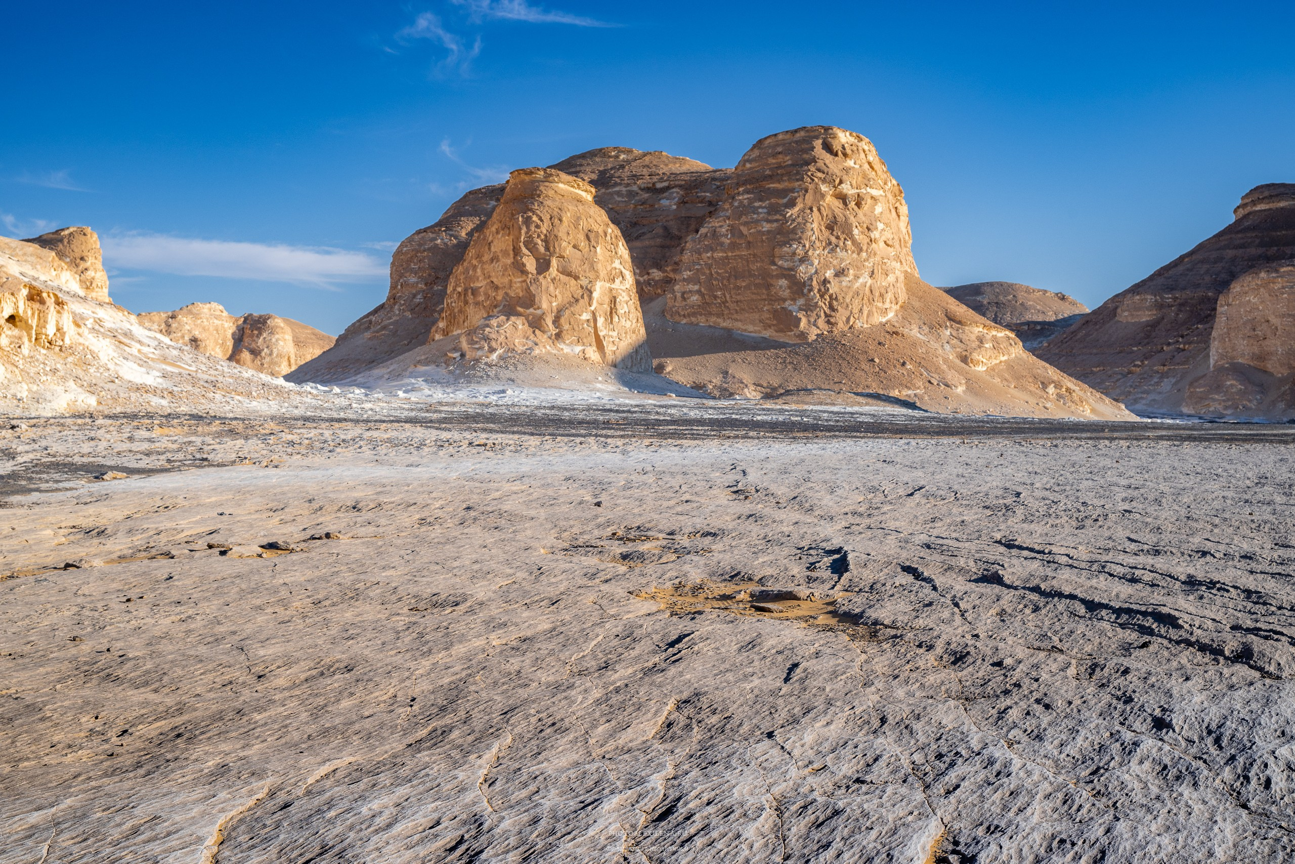 Пустыня чёрная, пустыня белая. Авторские стильные фотокартины